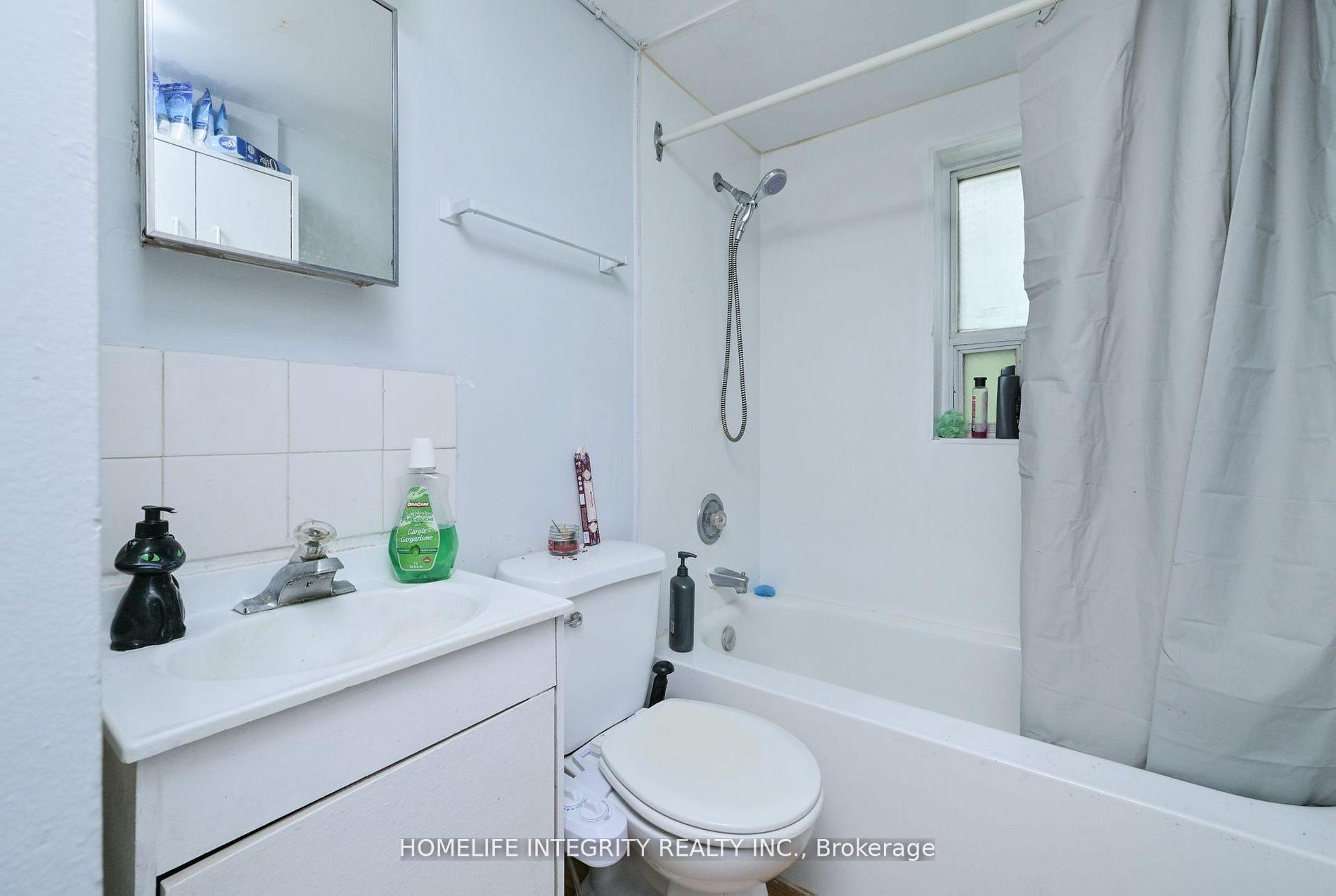 Photo 16 of 254 Centre Street E, Essa, Angus — HOMEH