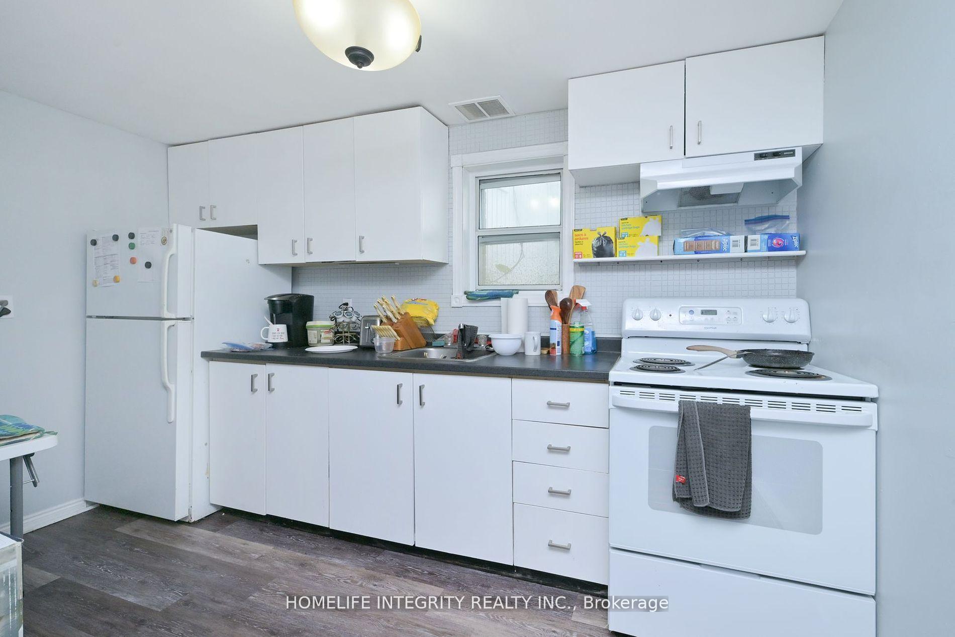 Photo 25 of 254 Centre Street E, Essa, Angus — HOMEH