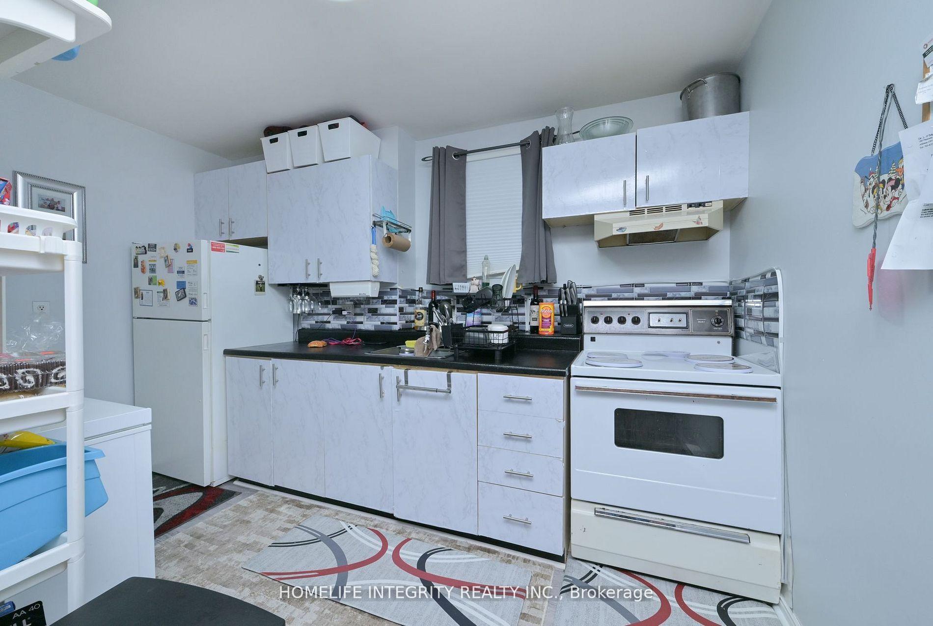 Photo 31 of 254 Centre Street E, Essa, Angus — HOMEH