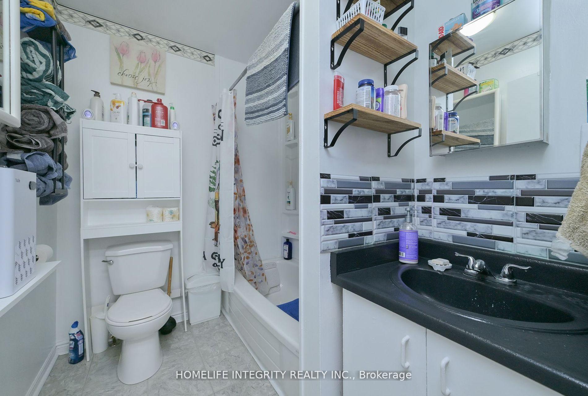 Photo 37 of 254 Centre Street E, Essa, Angus — HOMEH
