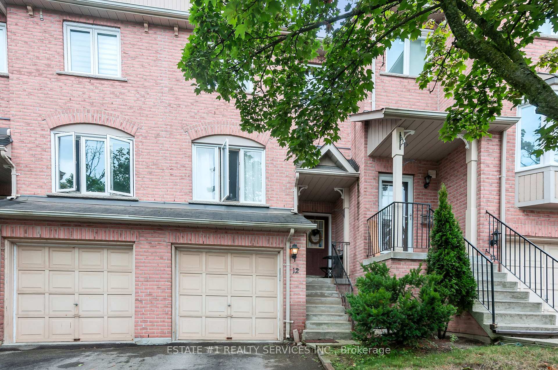 Photo 1 of 12 Rougehaven Way, Markham, Vinegar Hill — HOMEH
