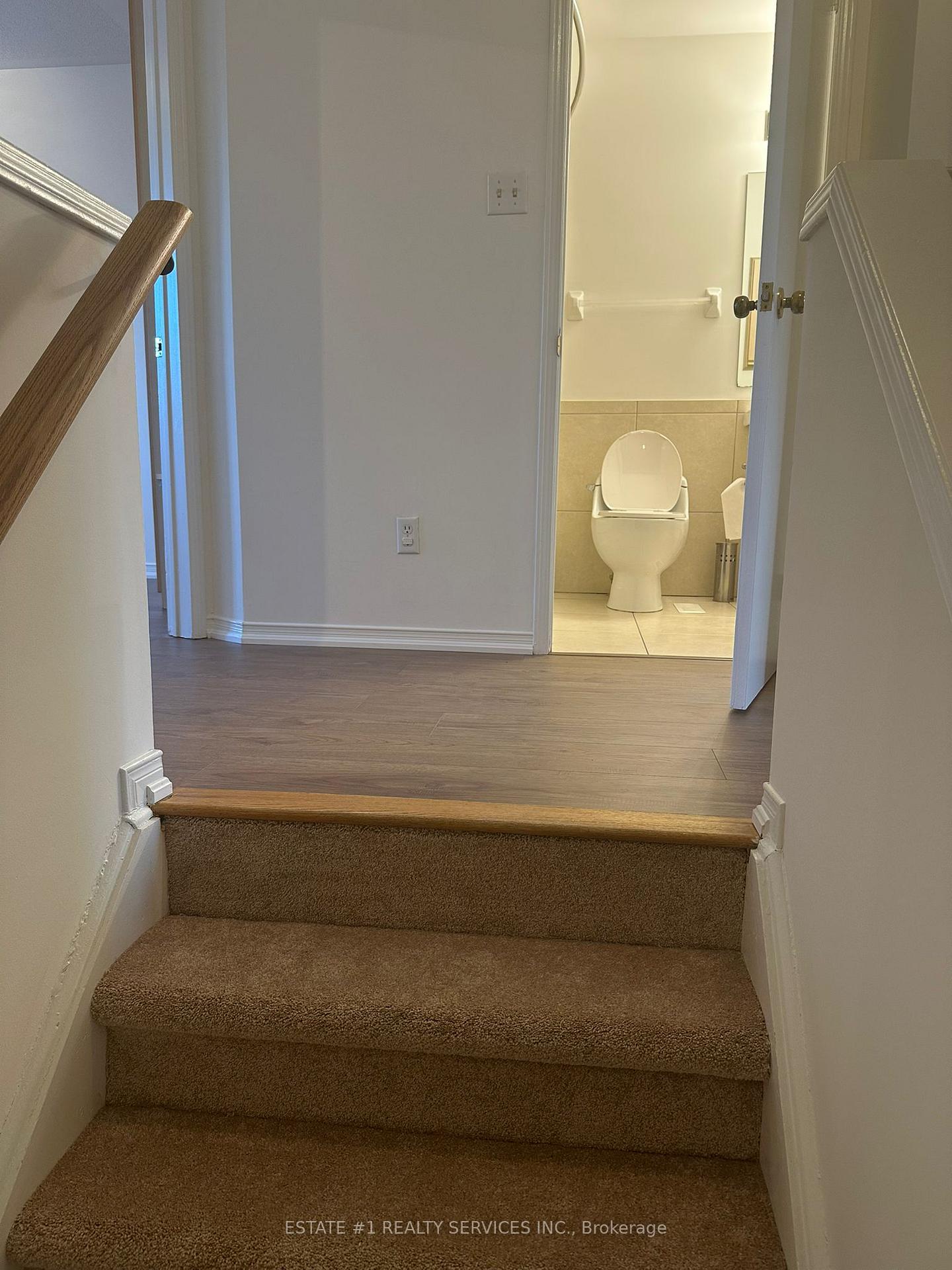 Photo 21 of 12 Rougehaven Way, Markham, Vinegar Hill — HOMEH