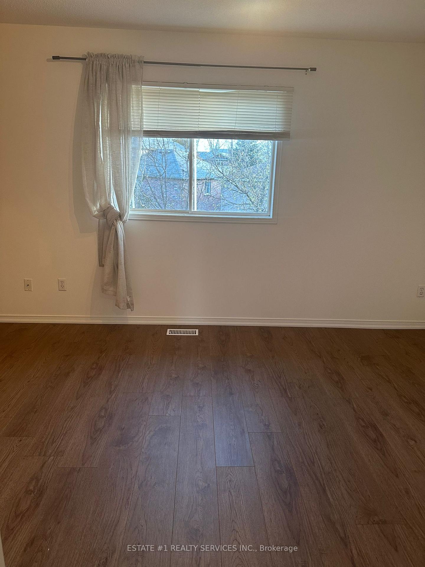 Photo 24 of 12 Rougehaven Way, Markham, Vinegar Hill — HOMEH