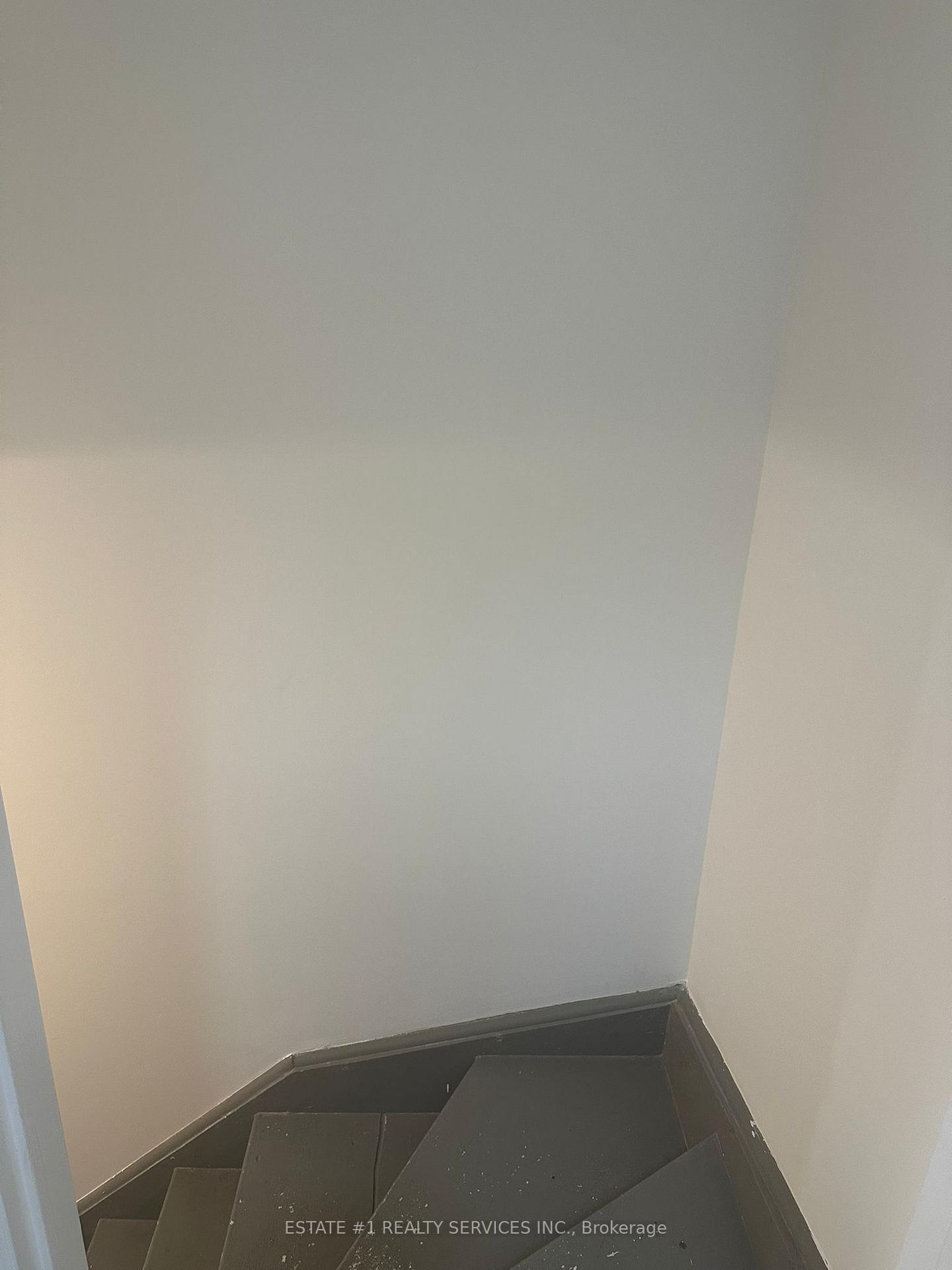 Photo 31 of 12 Rougehaven Way, Markham, Vinegar Hill — HOMEH