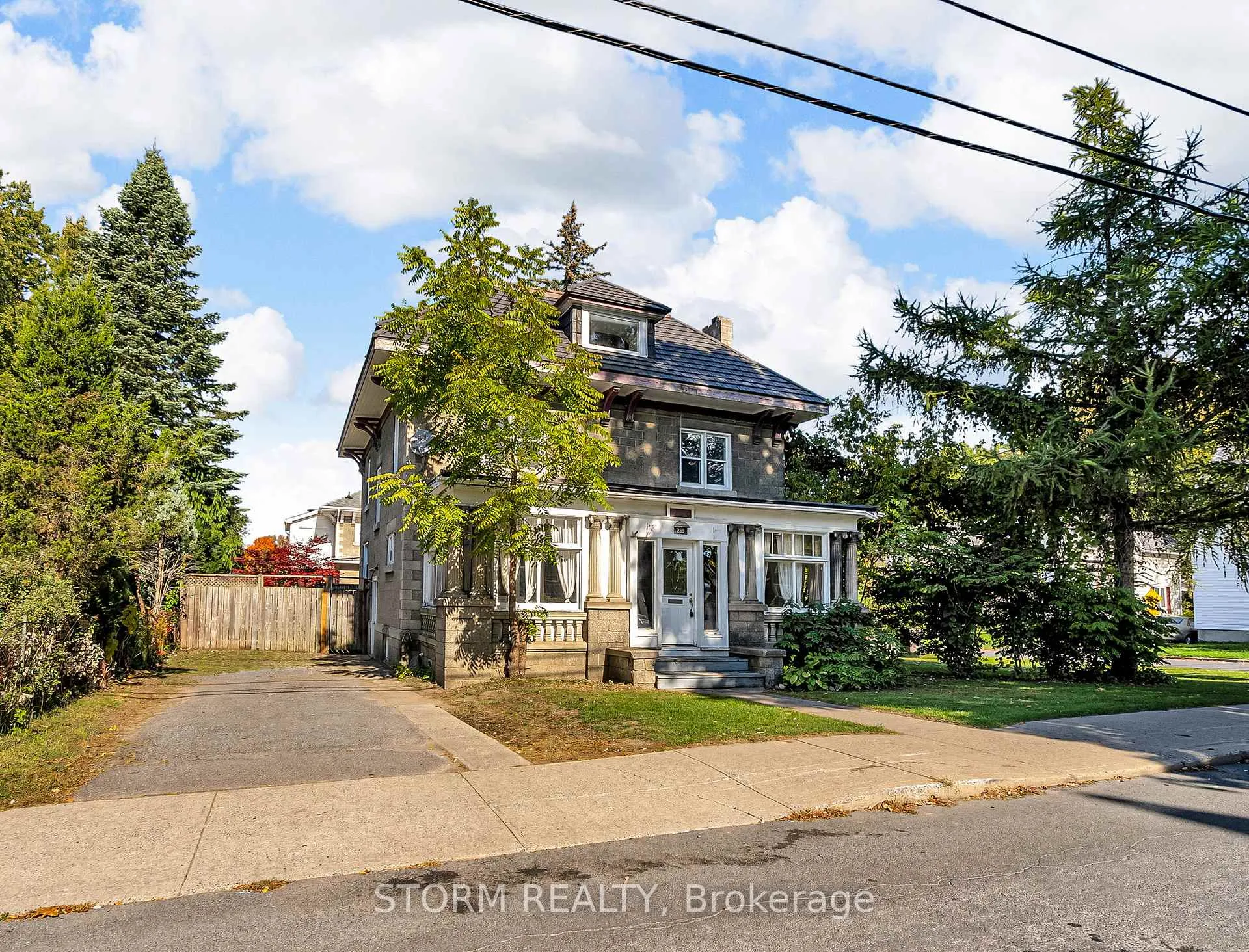 Photo 3 of 239 1st Street E, Cornwall — HOMEH