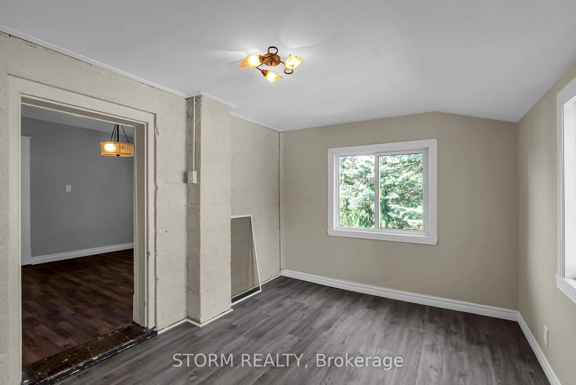 Photo 34 of 239 1st Street E, Cornwall — HOMEH