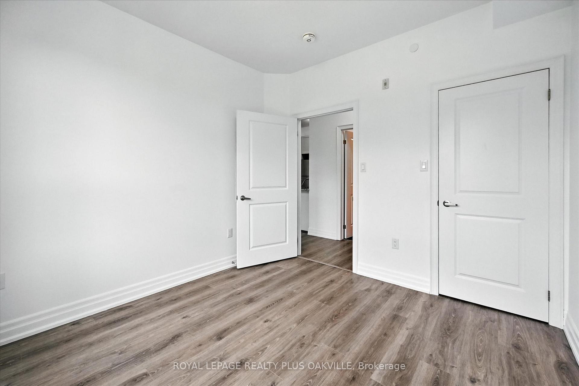 Photo 20 of Unit 316, 125 Shoreview Place, Hamilton, Lakeshore — HOMEH