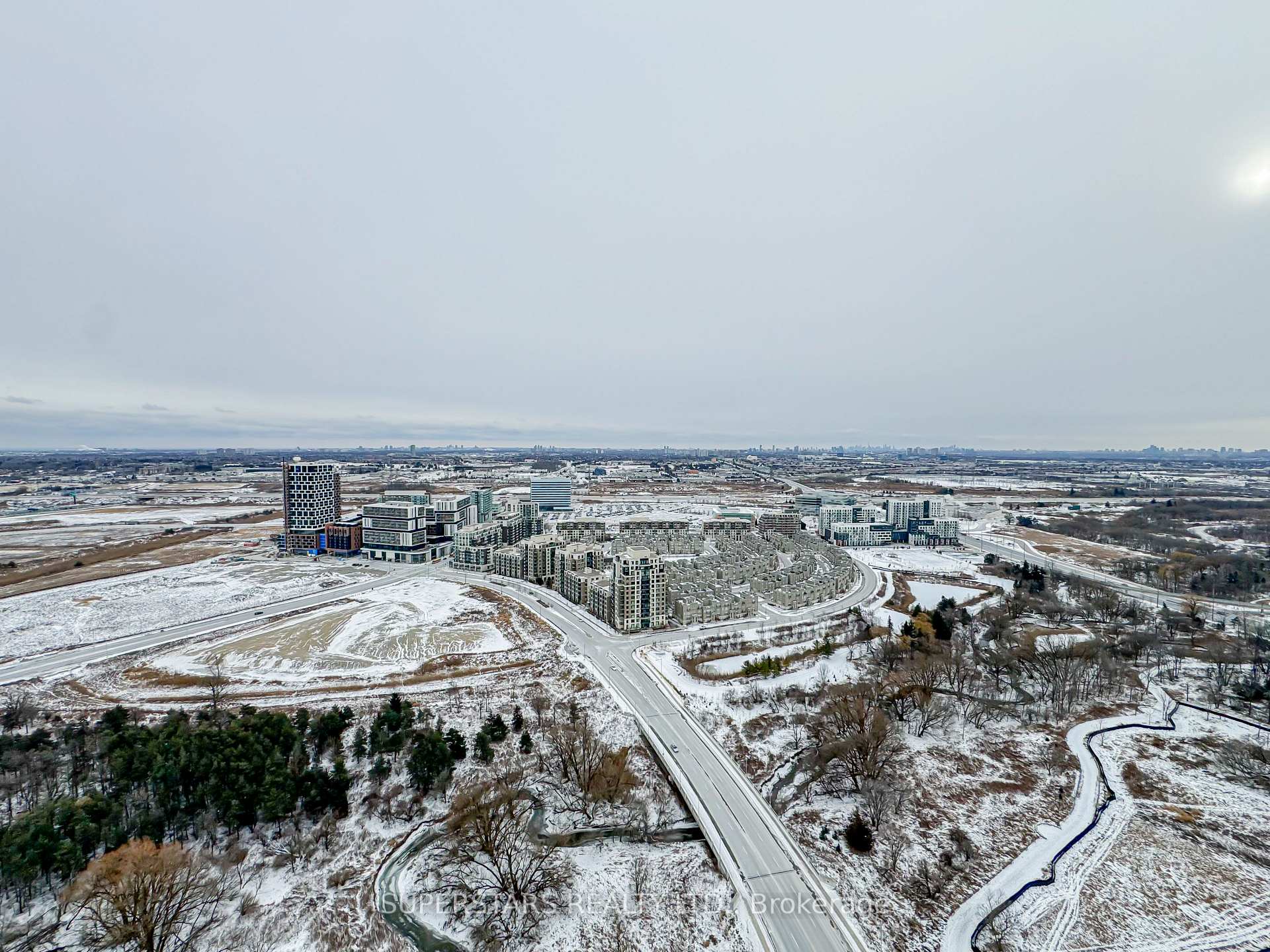 Photo 9 of Unit 4501, 8 Water Walk Drive, Markham, Unionville — HOMEH