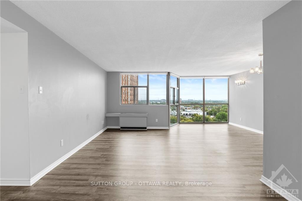 Photo 3 of Unit 1111, 2760 Carousel Crescent, Ottawa, Emerald Woods/Sawmill Creek — HOMEH