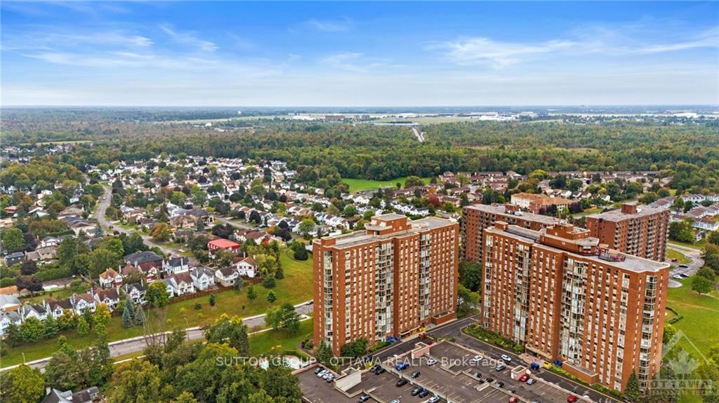 Photo 14 of Unit 1111, 2760 Carousel Crescent, Ottawa, Emerald Woods/Sawmill Creek — HOMEH