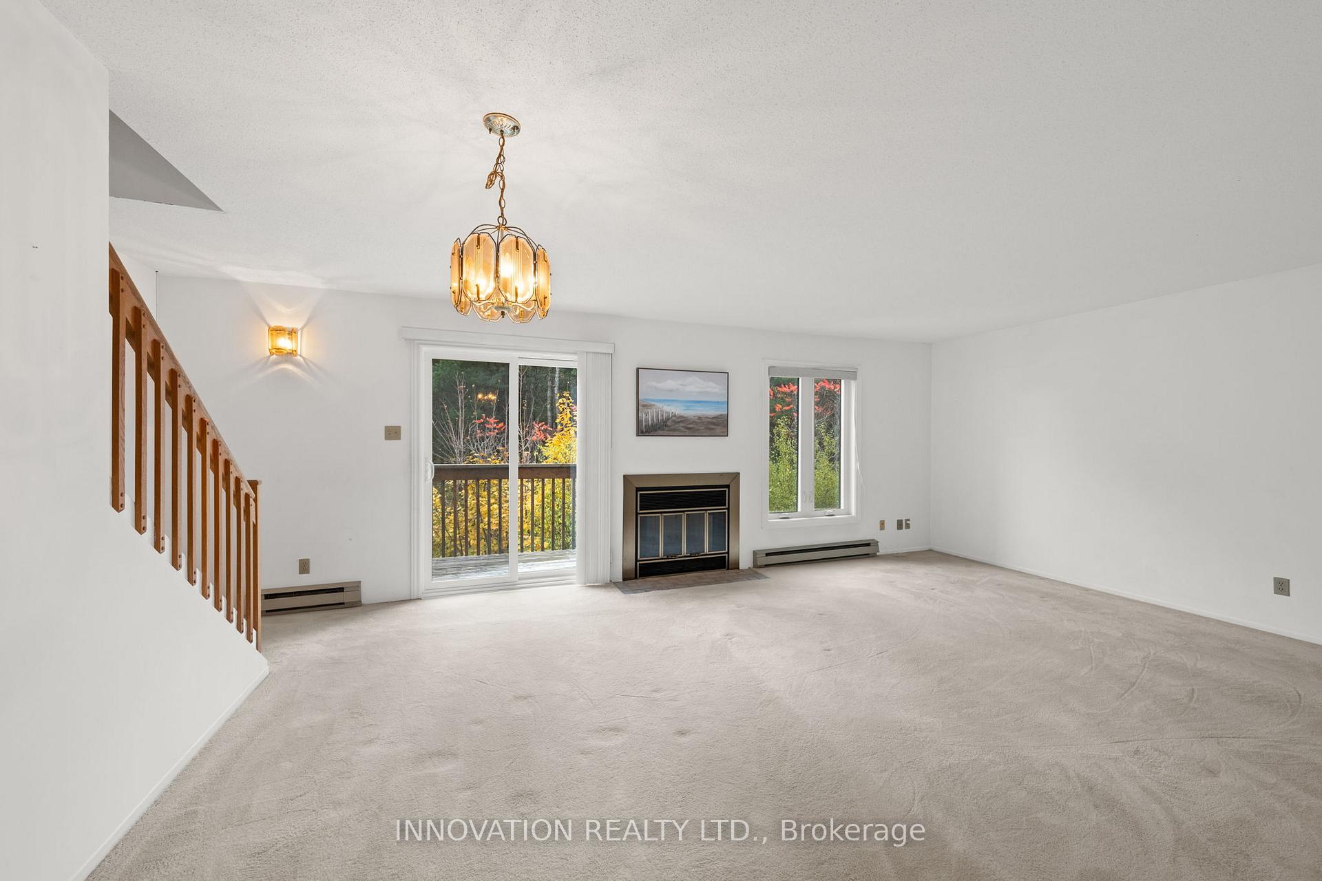 Photo 4 of Unit 8, 5 Timberview Way, Ottawa, Westcliffe Estates — HOMEH