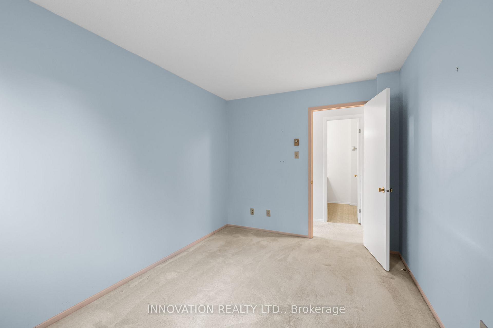Photo 26 of Unit 8, 5 Timberview Way, Ottawa, Westcliffe Estates — HOMEH