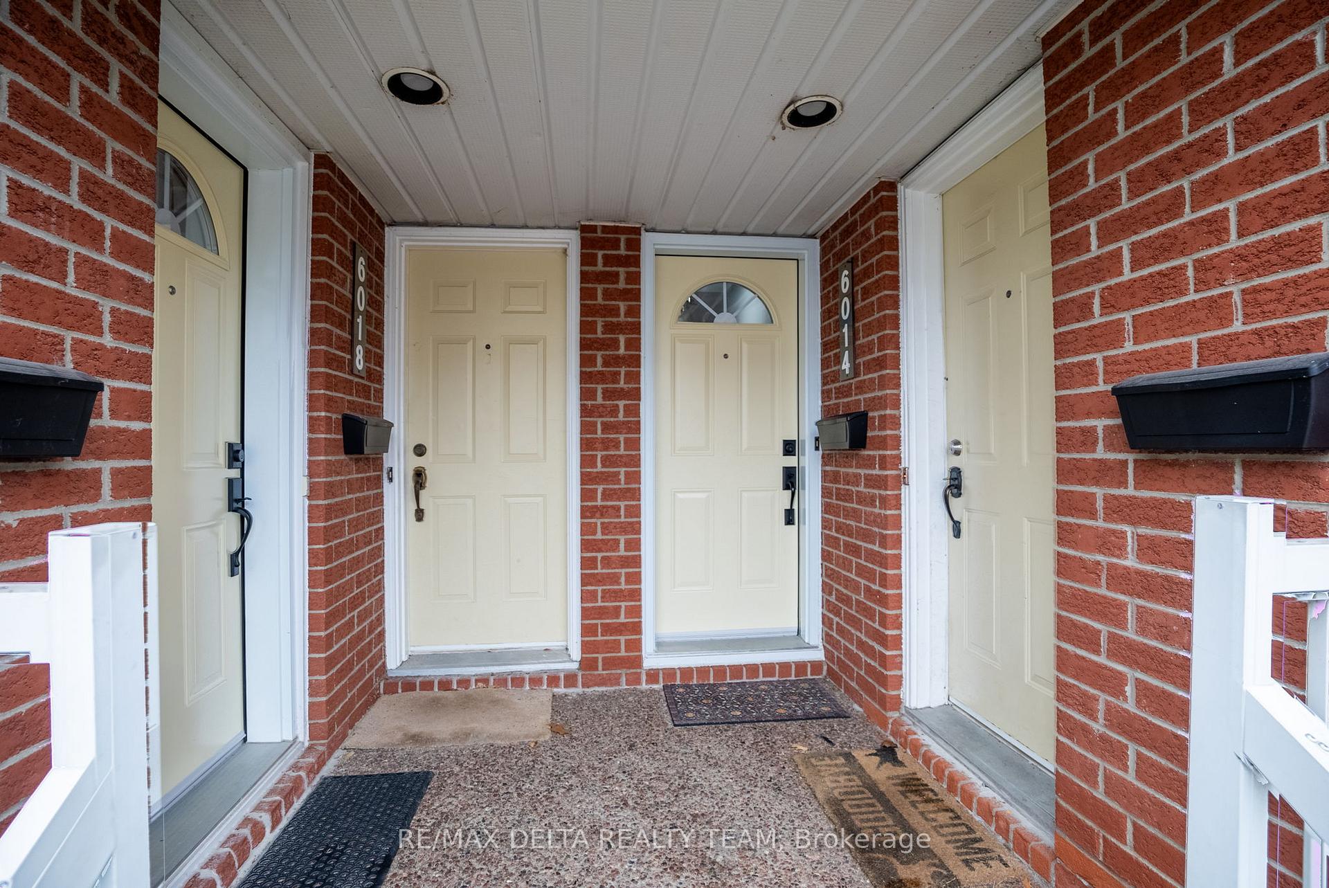 Photo 3 of 6014 Red Willow Drive, Ottawa, Chapel Hill — HOMEH