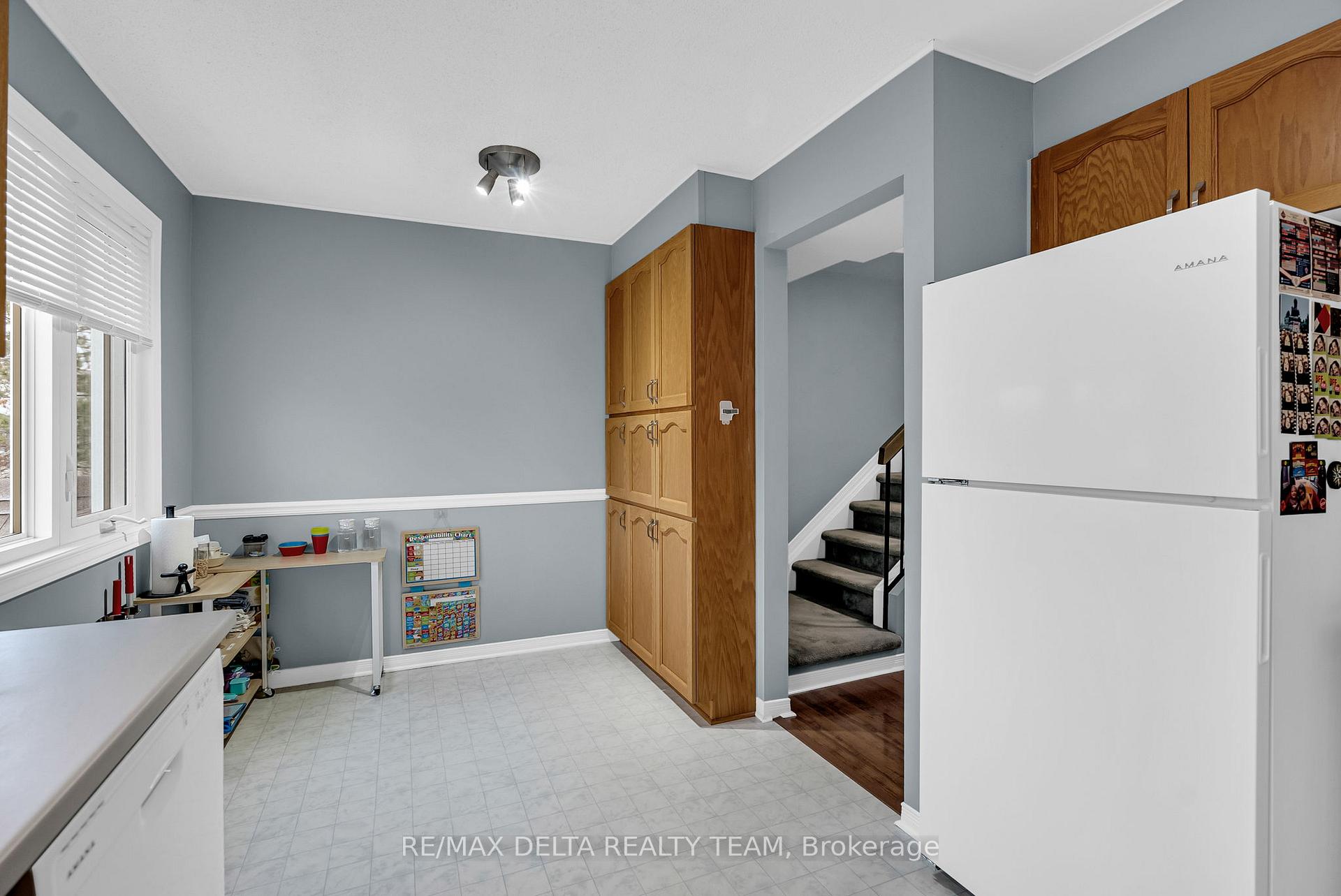 Photo 7 of 6014 Red Willow Drive, Ottawa, Chapel Hill — HOMEH