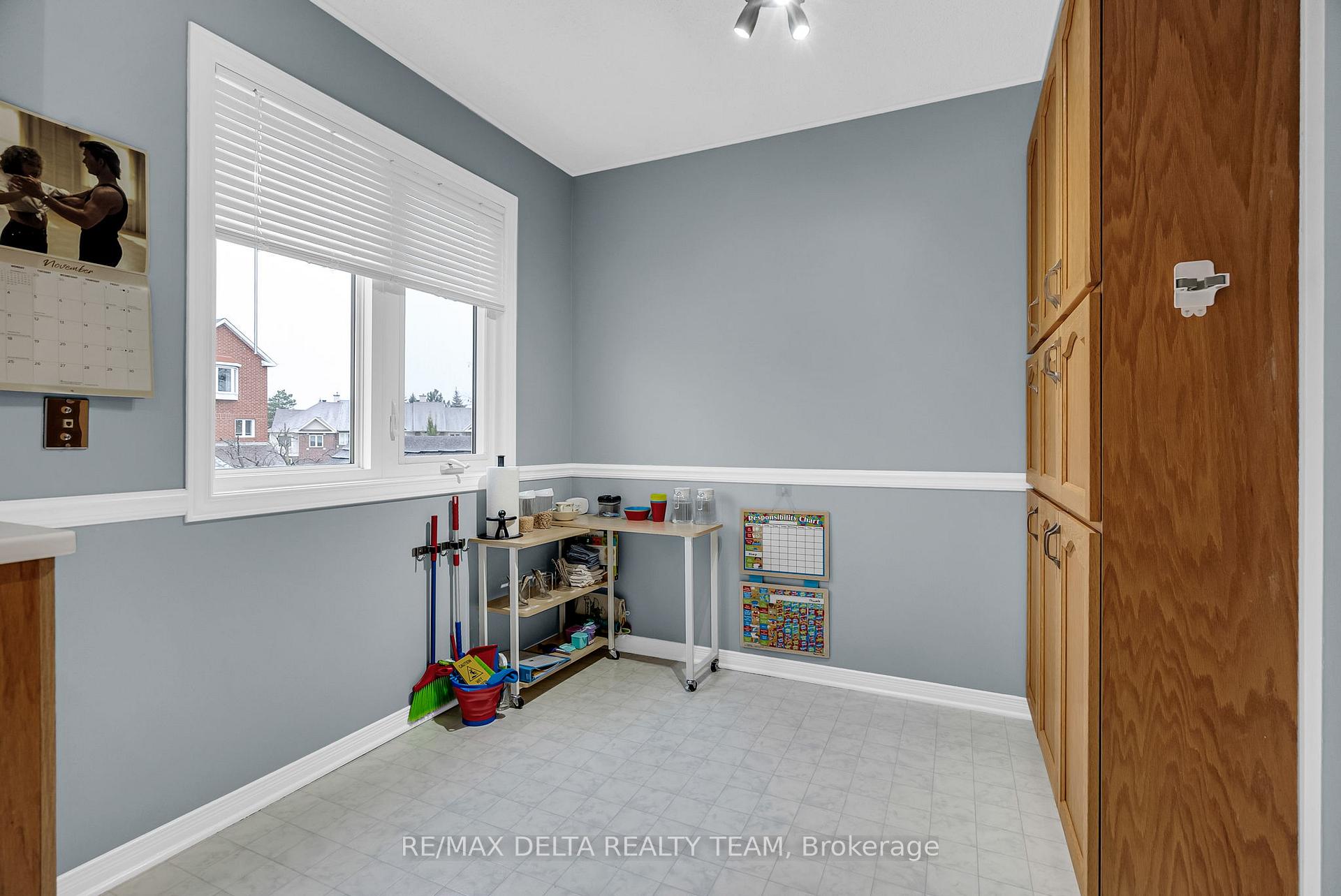 Photo 8 of 6014 Red Willow Drive, Ottawa, Chapel Hill — HOMEH