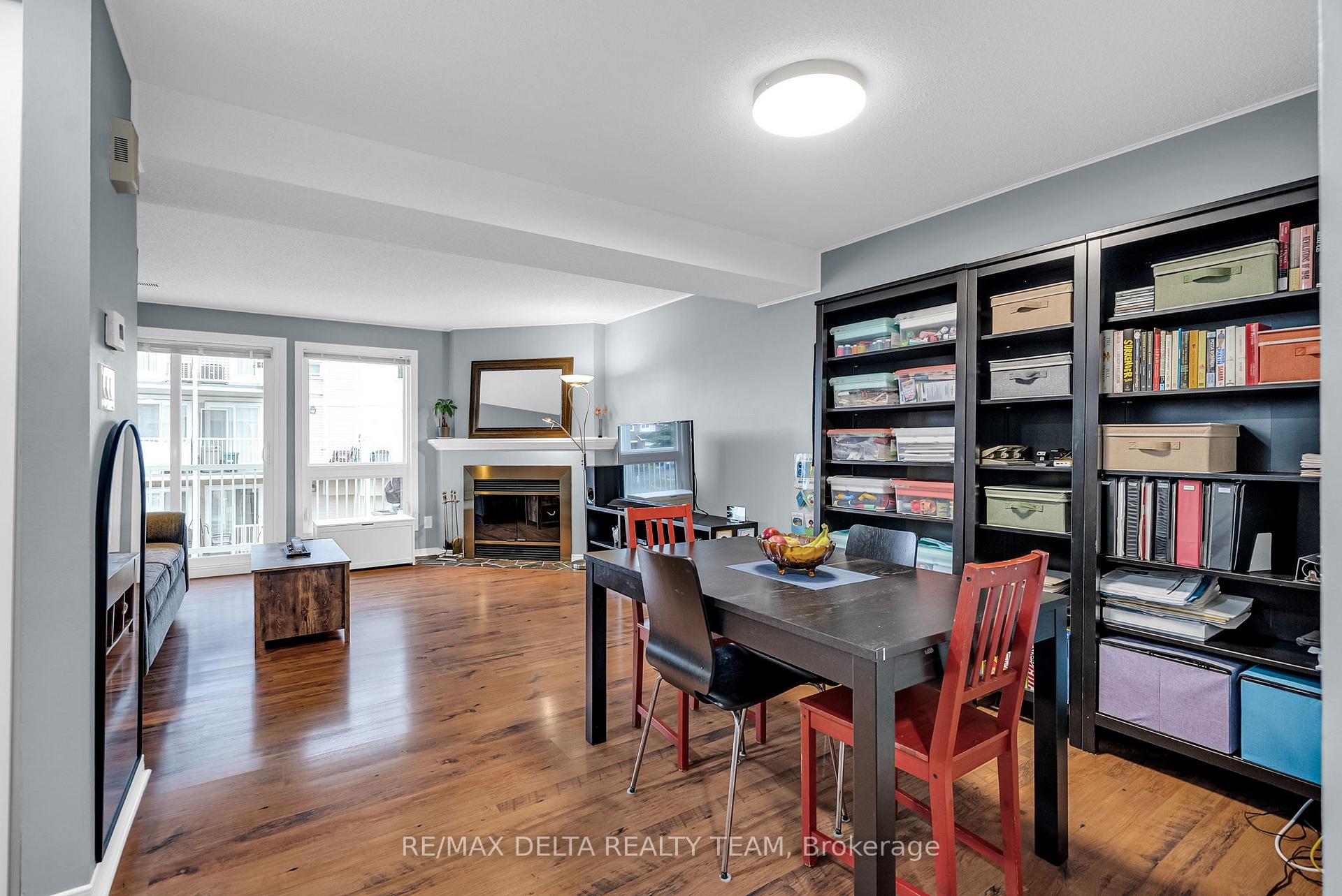 Photo 10 of 6014 Red Willow Drive, Ottawa, Chapel Hill — HOMEH
