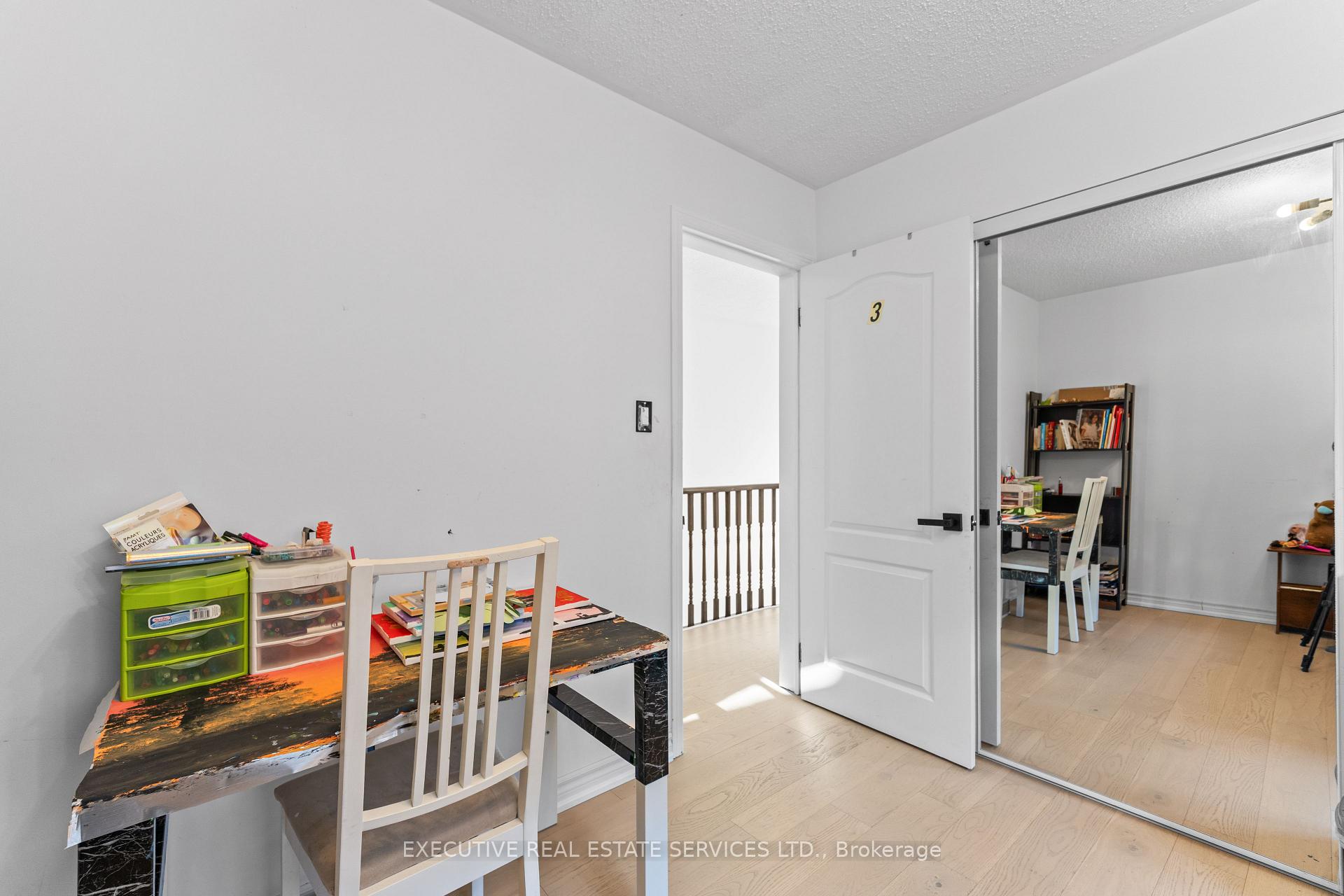 Photo 45 of 73 Woodvalley Drive, Brampton, Fletcher's Meadow — HOMEH