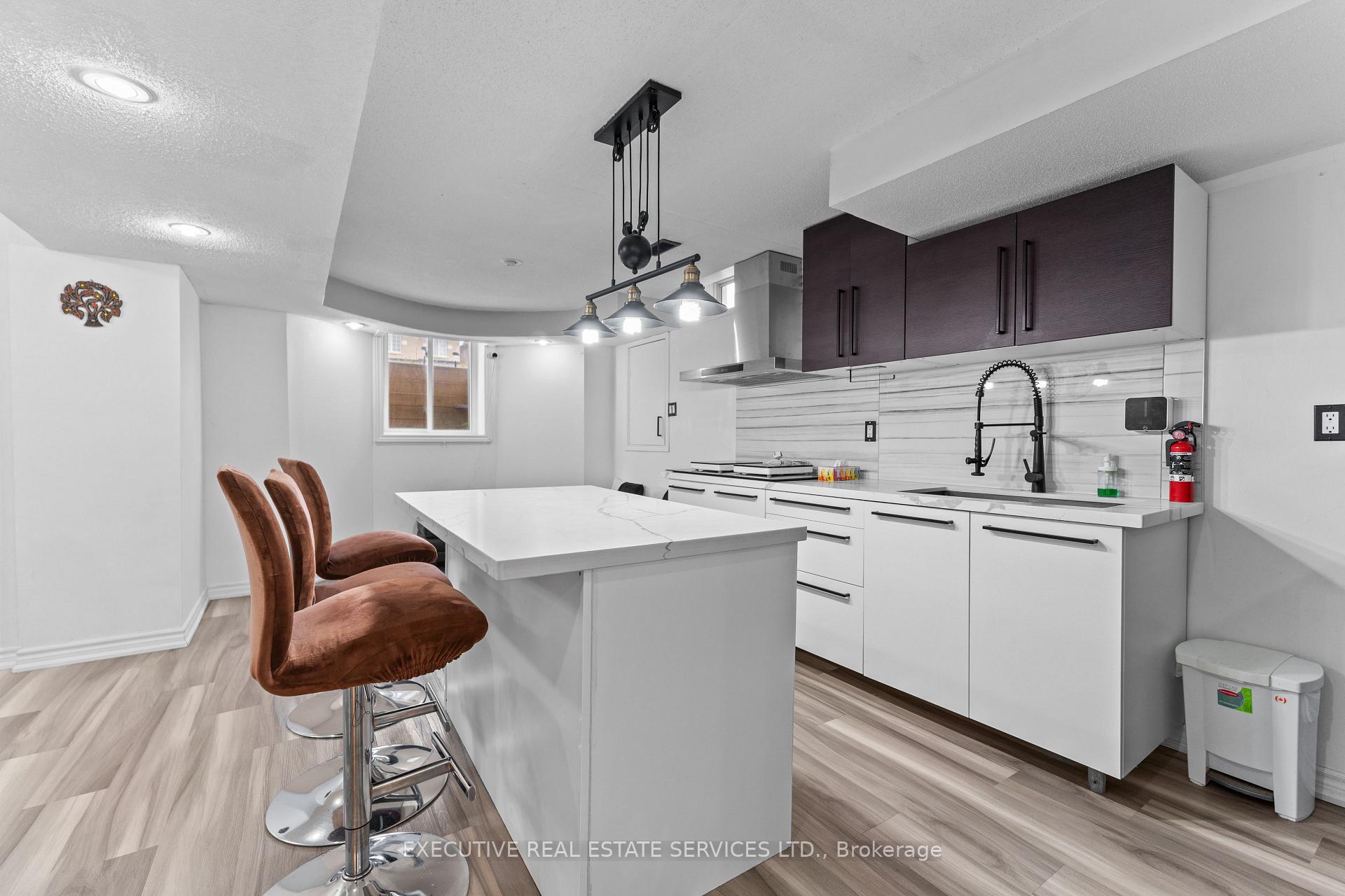 Photo 42 of 73 Woodvalley Drive, Brampton, Fletcher's Meadow — HOMEH