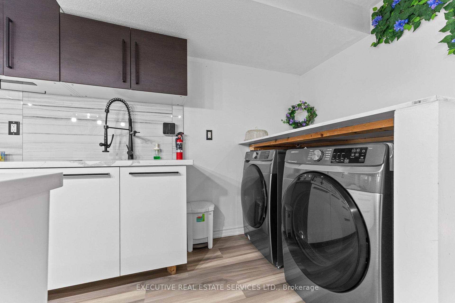 Photo 47 of 73 Woodvalley Drive, Brampton, Fletcher's Meadow — HOMEH