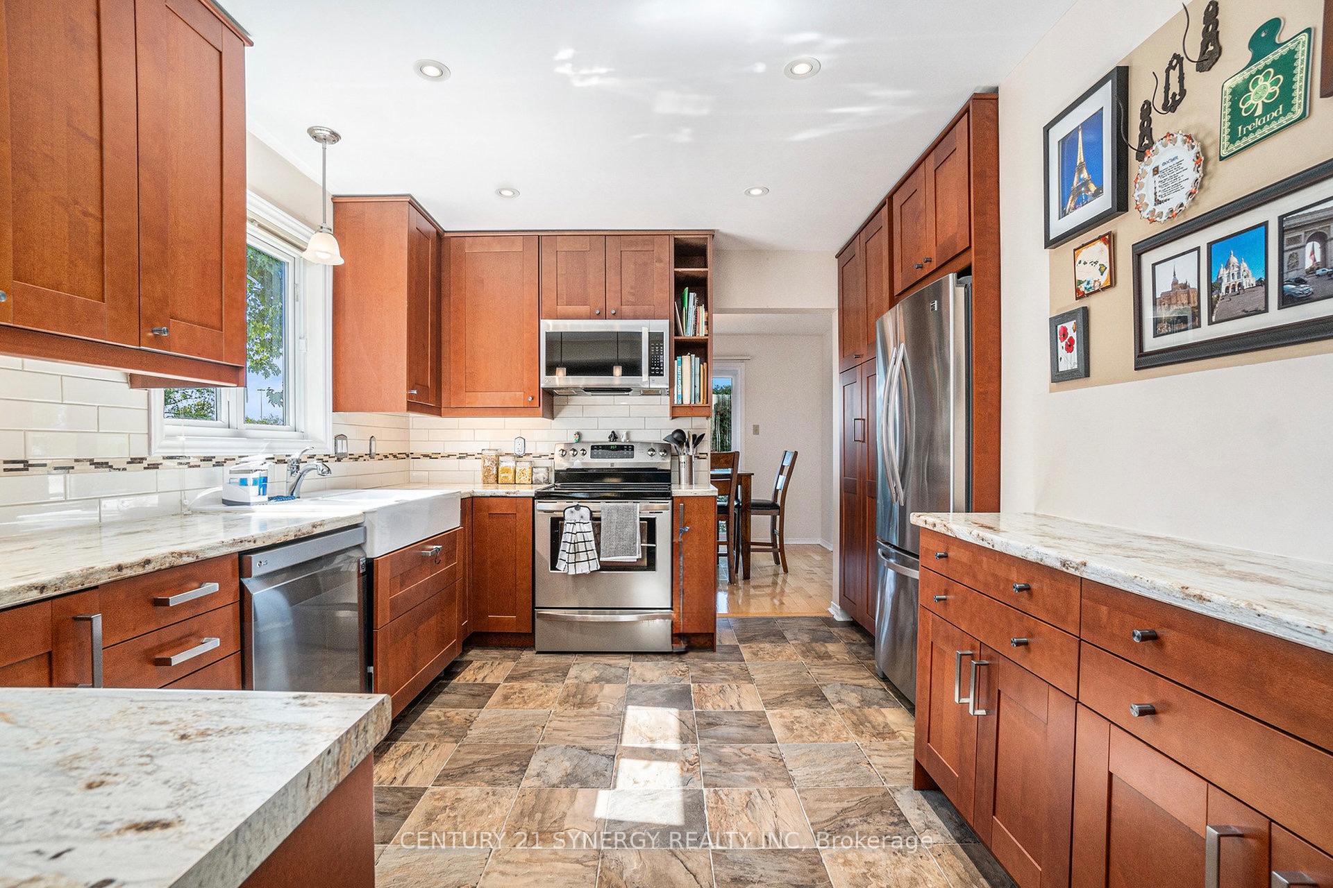 Photo 10 of 1407 Progress Place, Ottawa, Pineview — HOMEH