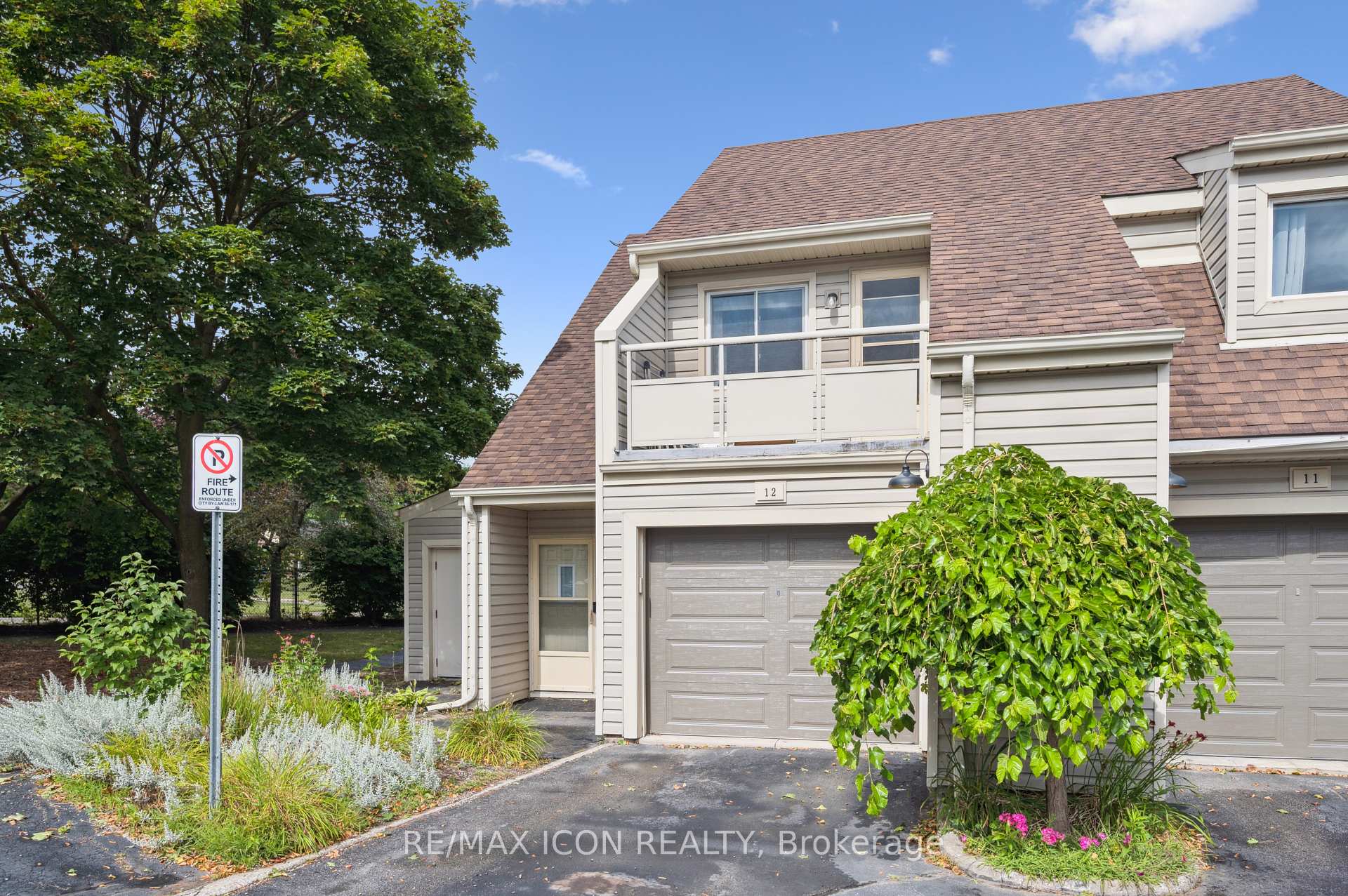 Photo 2 of Unit 12, 337 Kingswood Drive, Kitchener — HOMEH