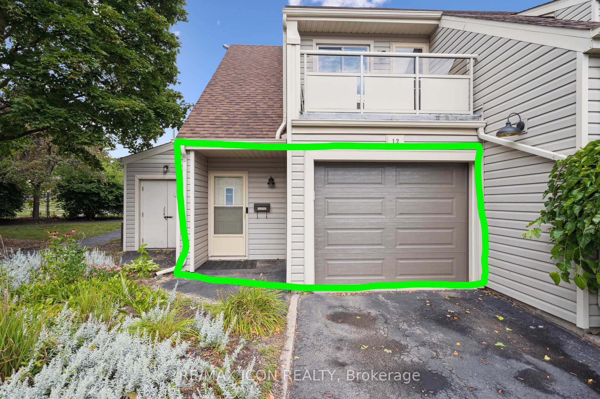 Photo 4 of Unit 12, 337 Kingswood Drive, Kitchener — HOMEH