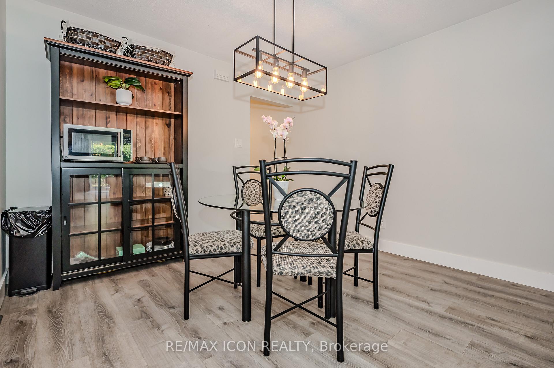 Photo 9 of Unit 12, 337 Kingswood Drive, Kitchener — HOMEH