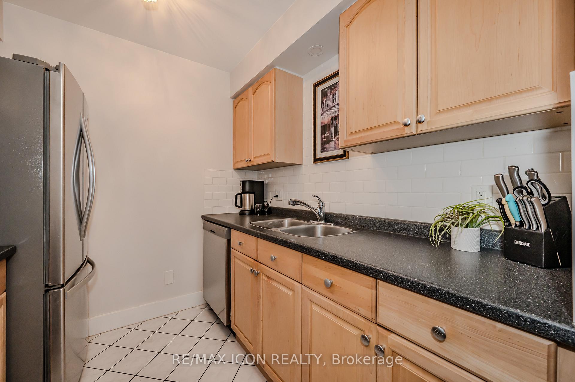 Photo 16 of Unit 12, 337 Kingswood Drive, Kitchener — HOMEH