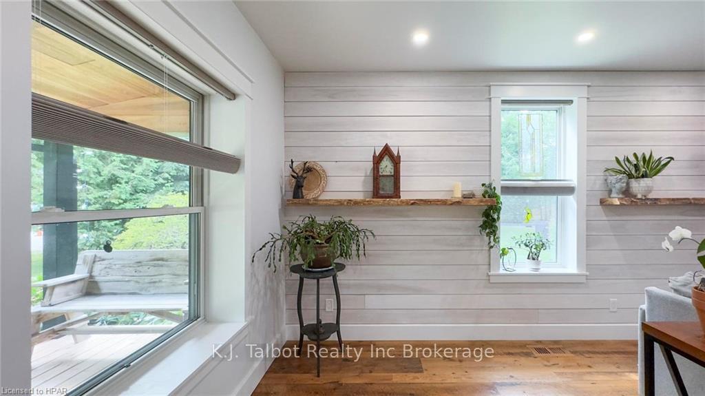 Photo 13 of 29 Louisa St Street, Bluewater, Bayfield — HOMEH