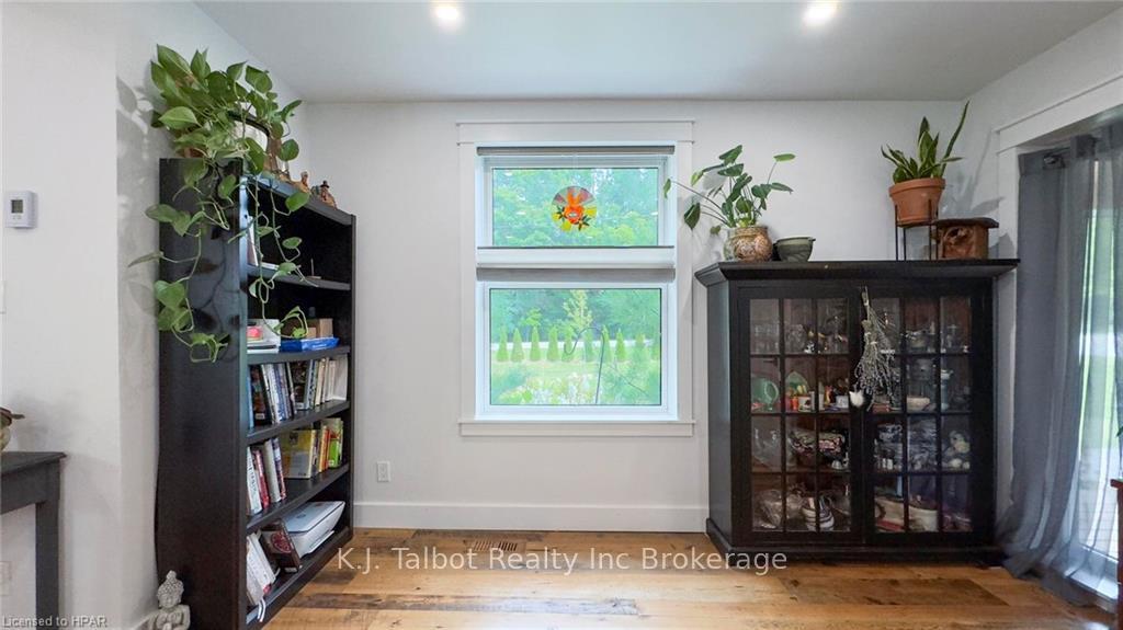 Photo 19 of 29 Louisa St Street, Bluewater, Bayfield — HOMEH