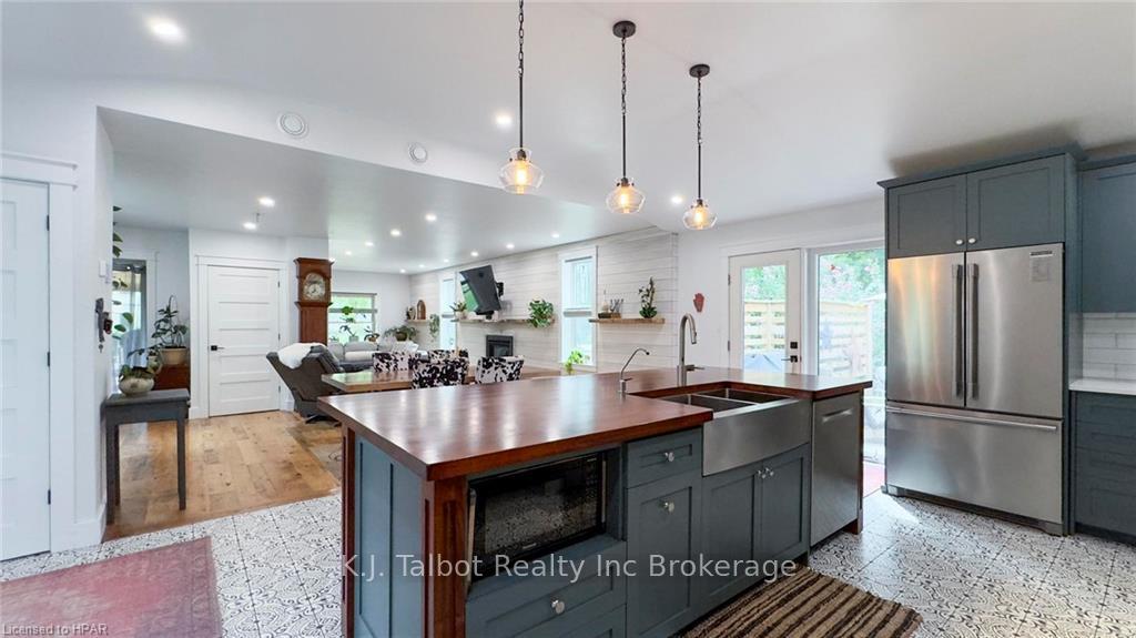 Photo 34 of 29 Louisa St Street, Bluewater, Bayfield — HOMEH