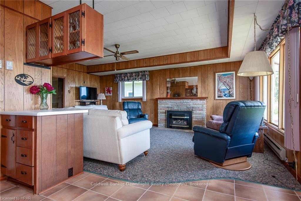 Photo 8 of 78313 John Street, Central Huron, Goderich — HOMEH