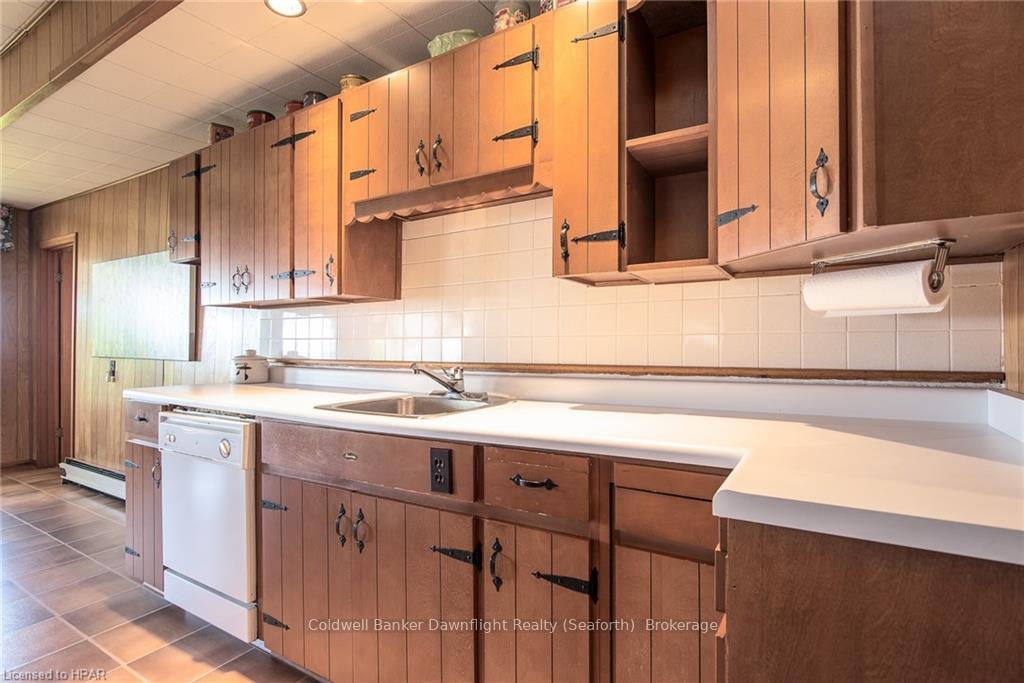 Photo 17 of 78313 John Street, Central Huron, Goderich — HOMEH