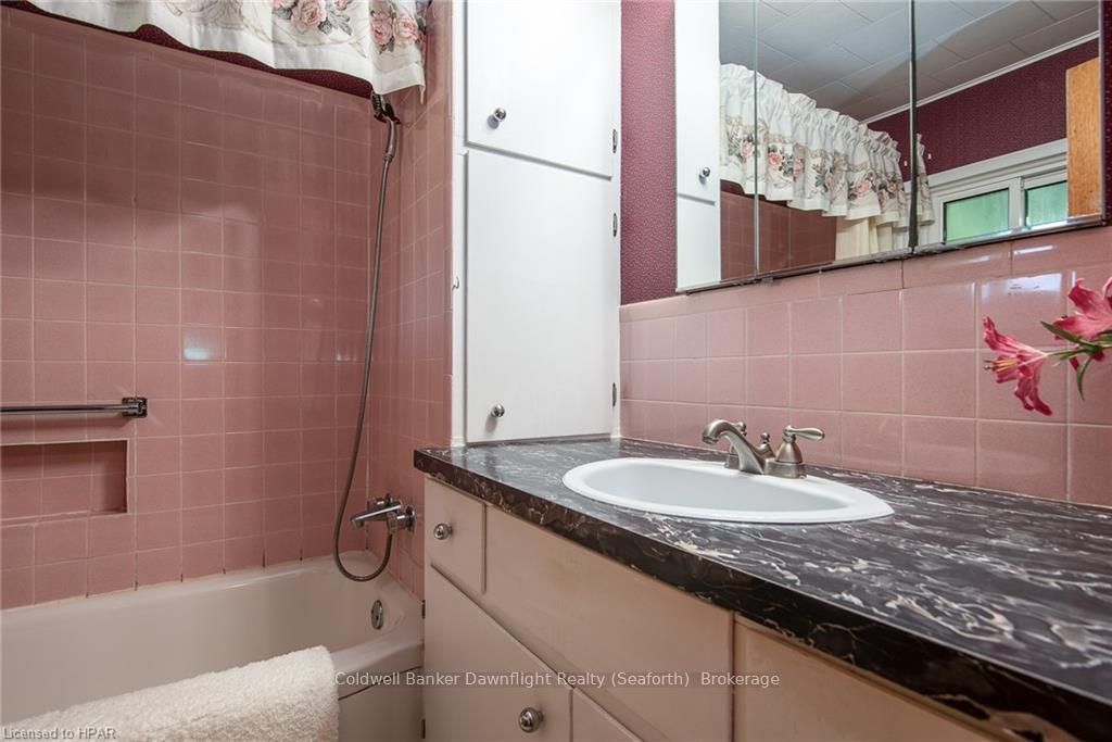 Photo 27 of 78313 John Street, Central Huron, Goderich — HOMEH