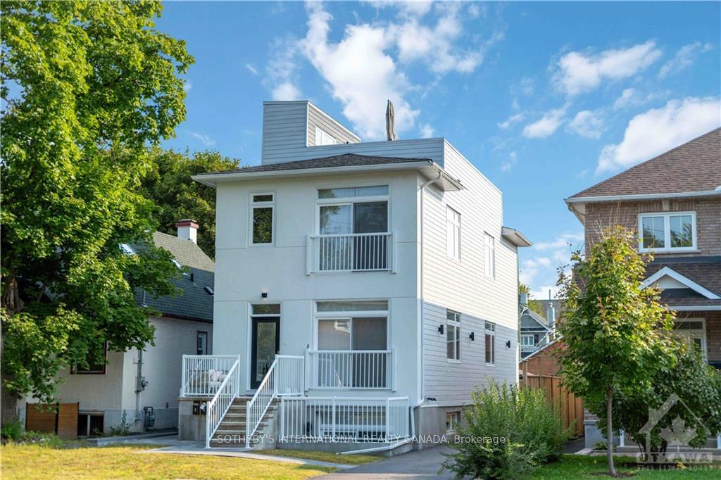 Front of 683 Melbourne Avenue