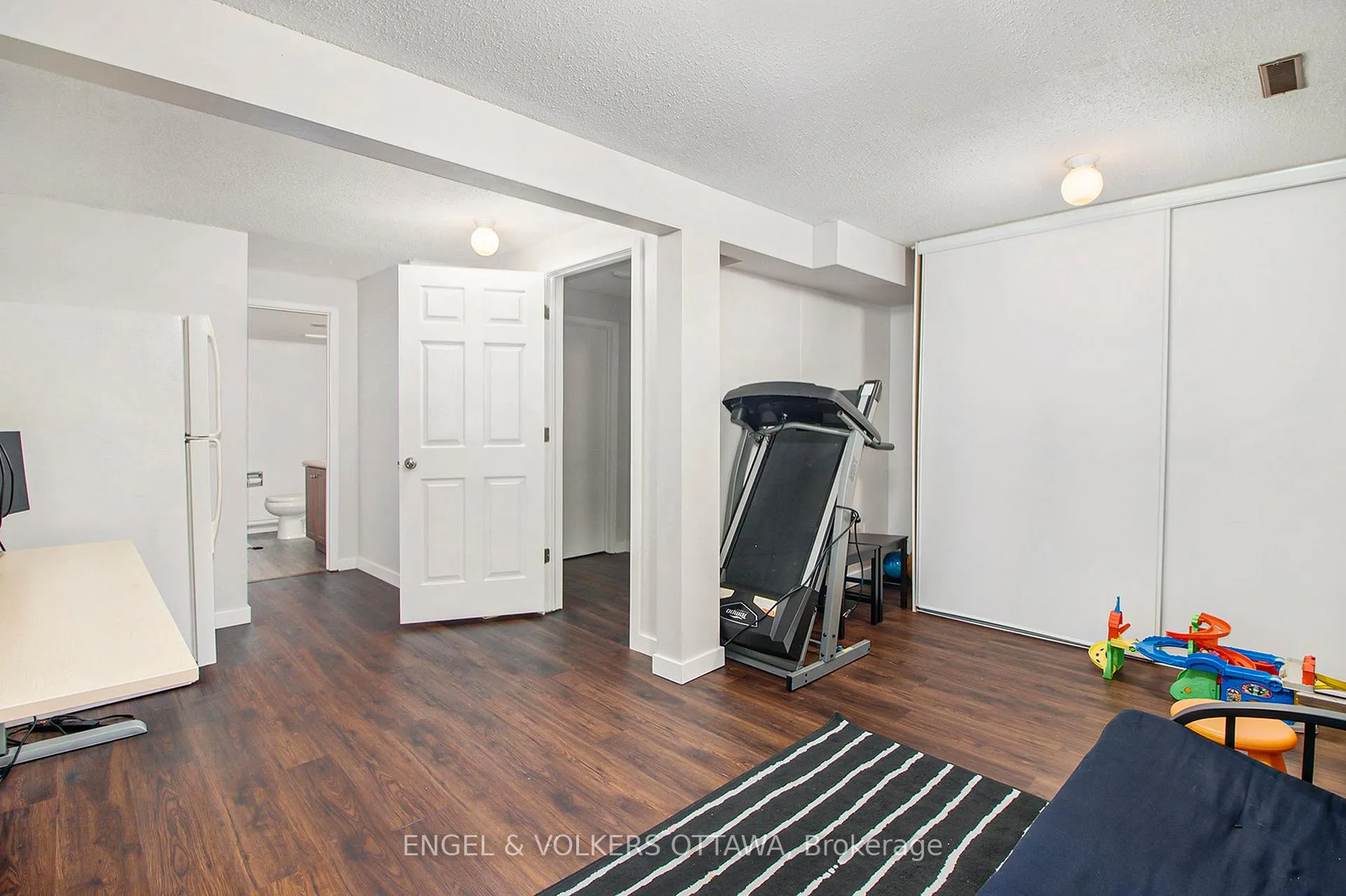 Photo 18 of Unit 17, 3301 McCarthy Street, Ottawa, Hunt Club/Western Community — HOMEH