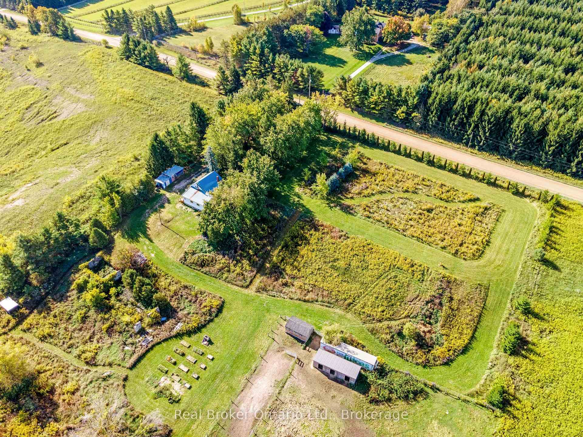 Photo 16 of 6005 Eighth Line, Erin, Rural Erin — HOMEH
