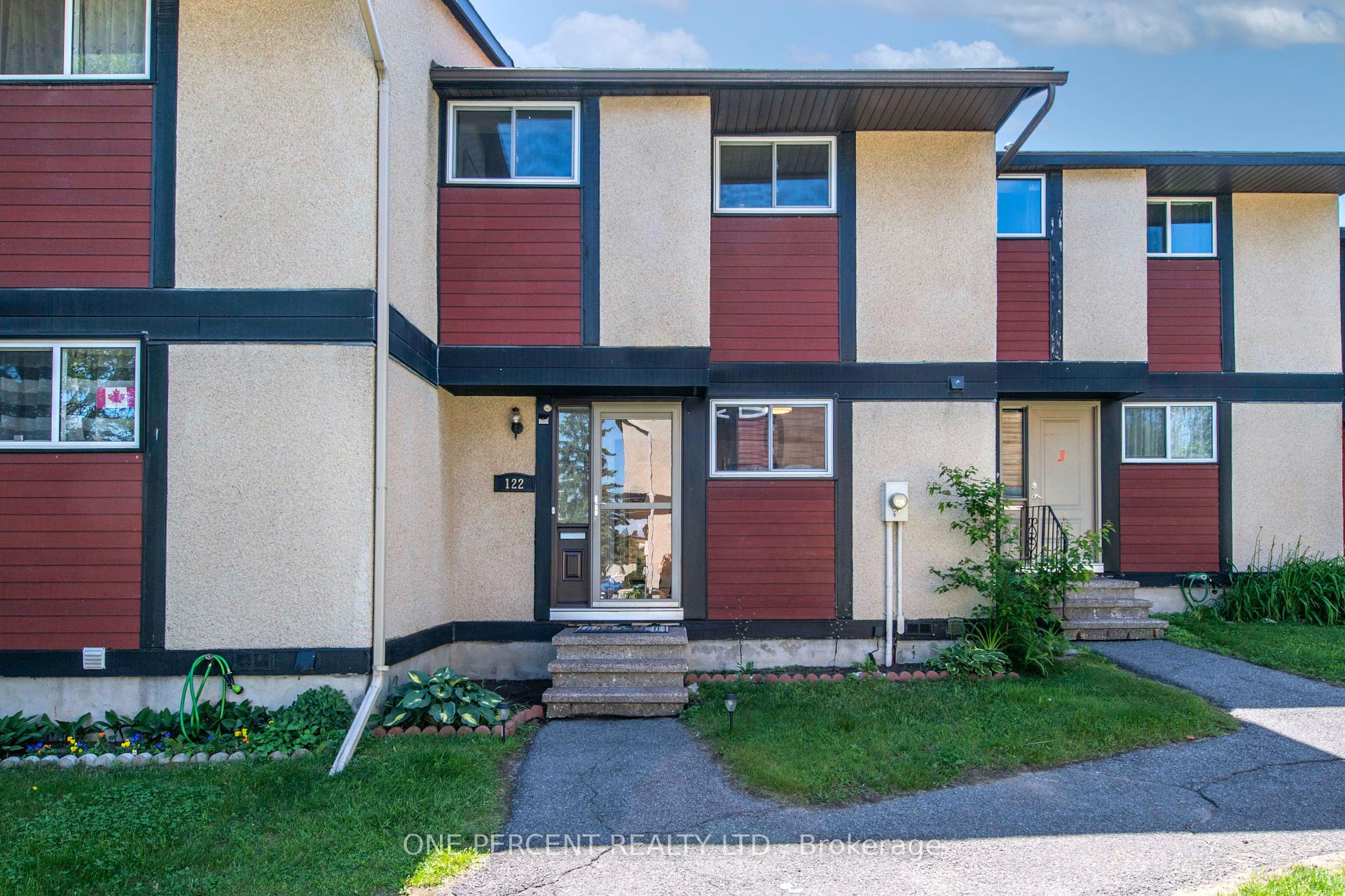 Photo 1 of 122 McClintock Way, Ottawa, Kanata - Katimavik — HOMEH