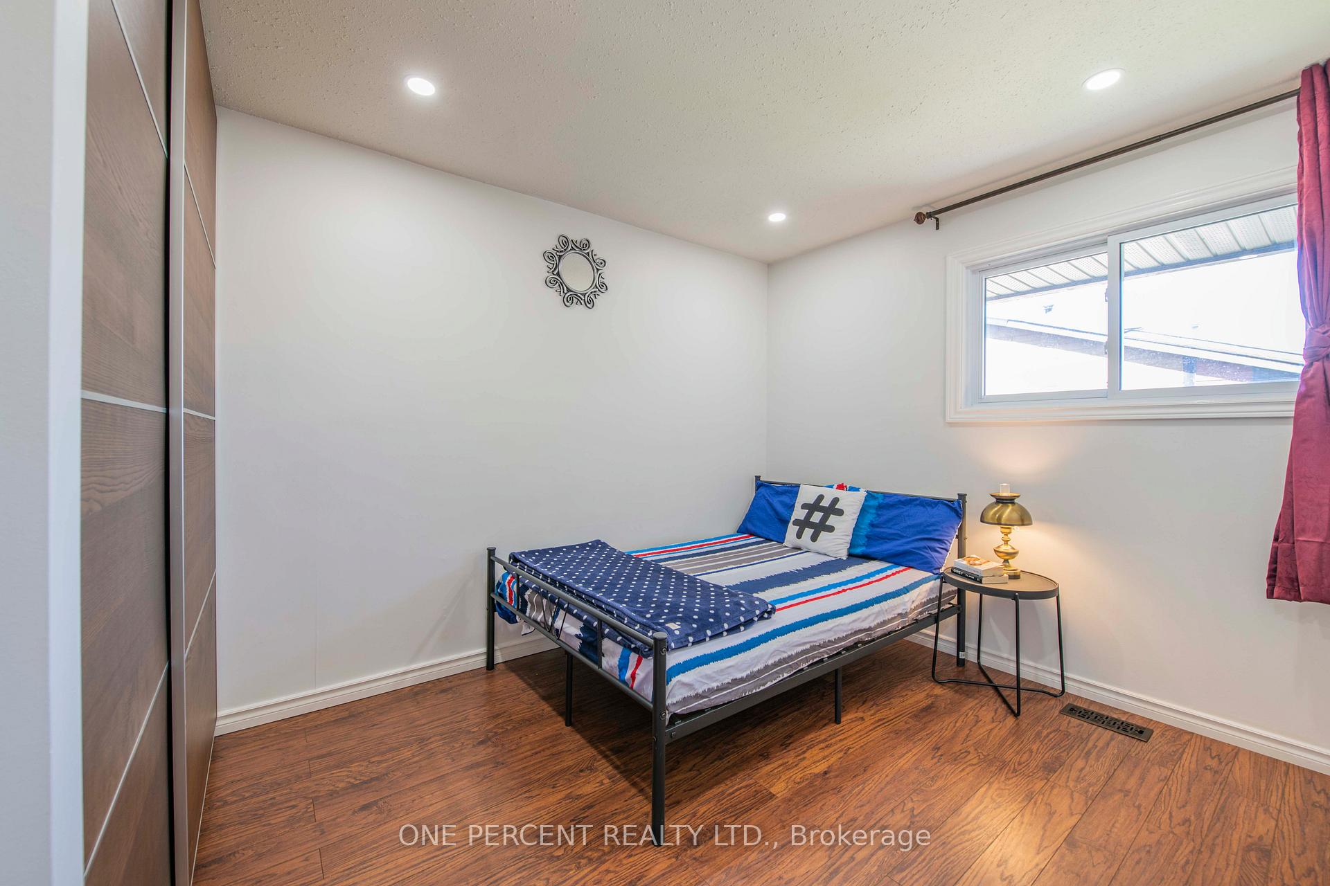 Photo 19 of 122 McClintock Way, Ottawa, Kanata - Katimavik — HOMEH