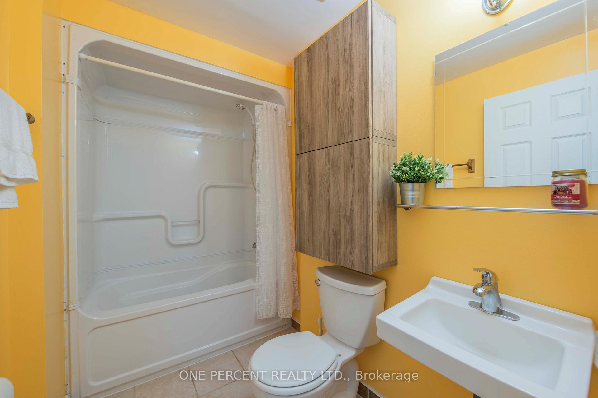 Photo 26 of 122 McClintock Way, Ottawa, Kanata - Katimavik — HOMEH
