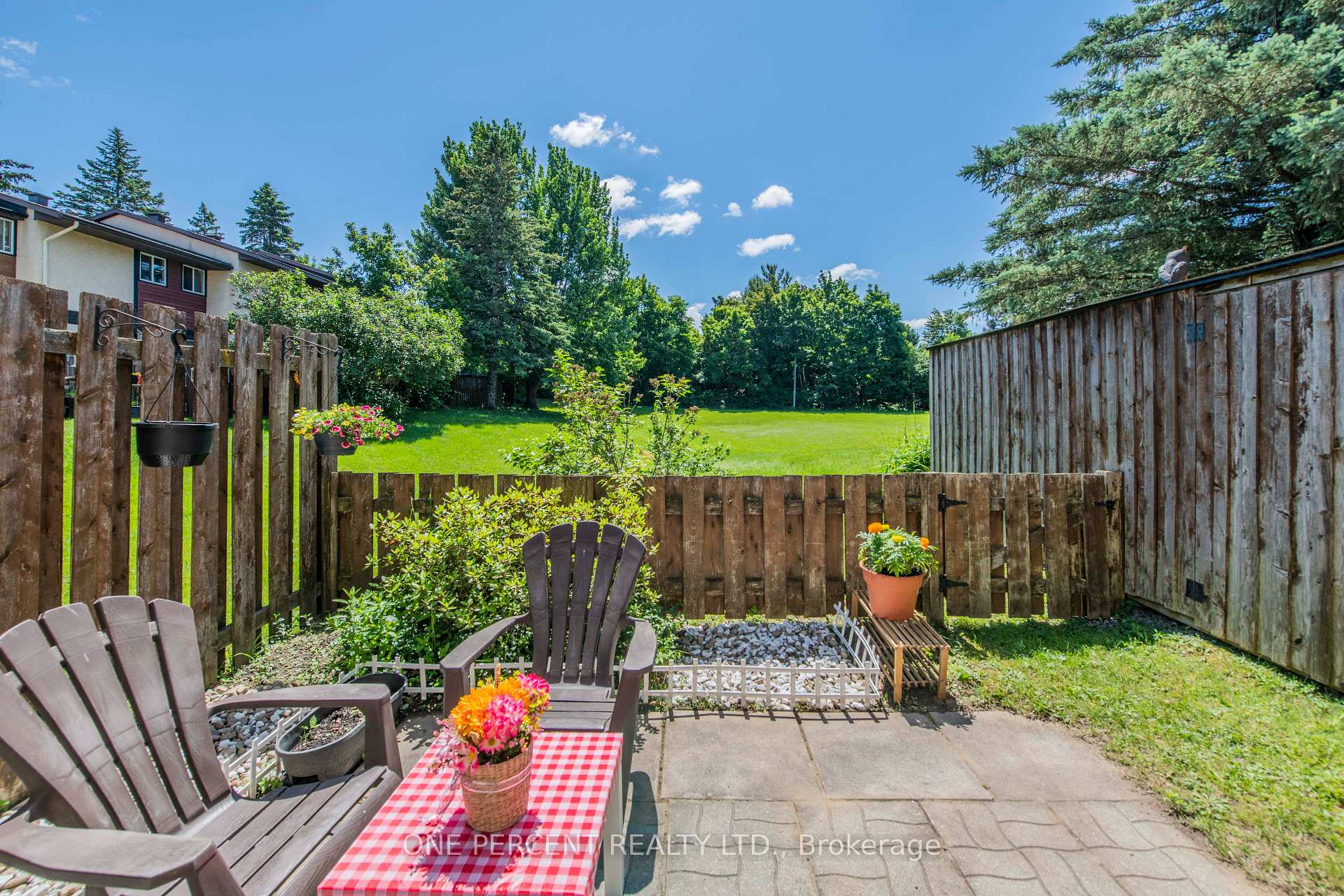 Photo 28 of 122 McClintock Way, Ottawa, Kanata - Katimavik — HOMEH
