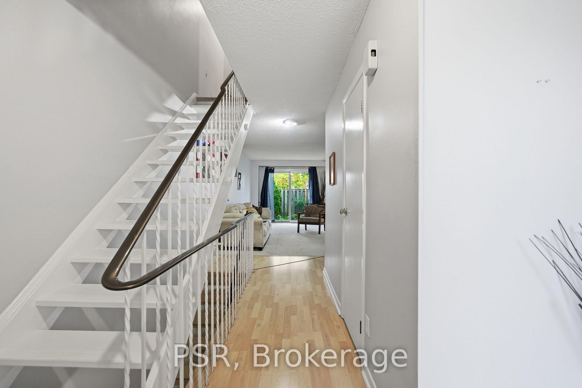 Photo 3 of Unit 22, 7 Chamberlain Court, Ajax, South West — HOMEH