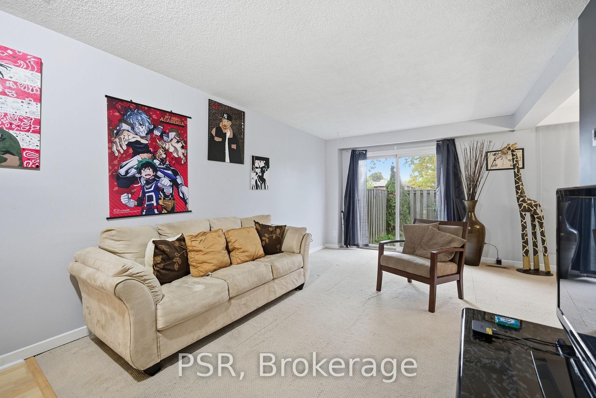 Photo 4 of Unit 22, 7 Chamberlain Court, Ajax, South West — HOMEH