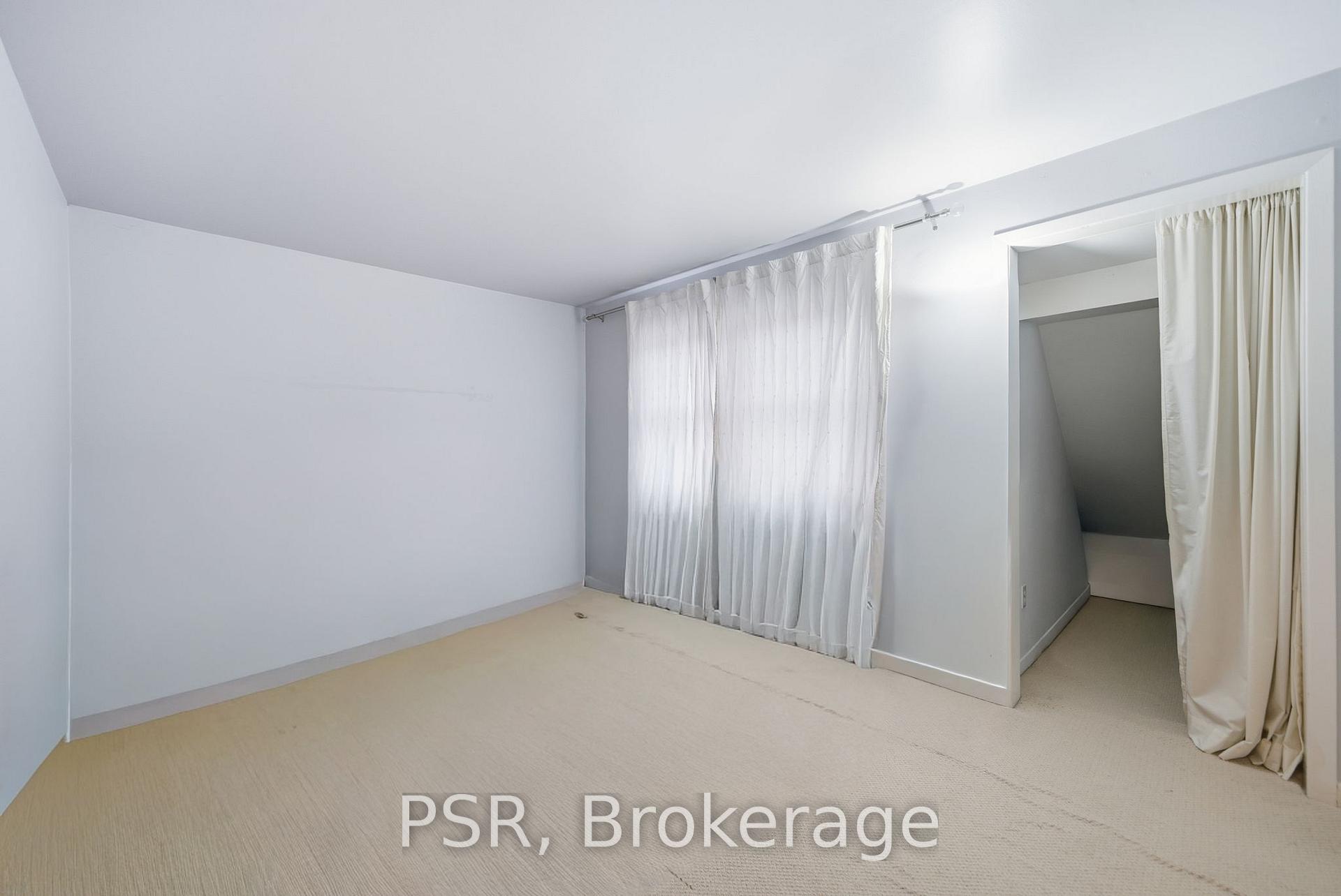 Photo 15 of Unit 22, 7 Chamberlain Court, Ajax, South West — HOMEH