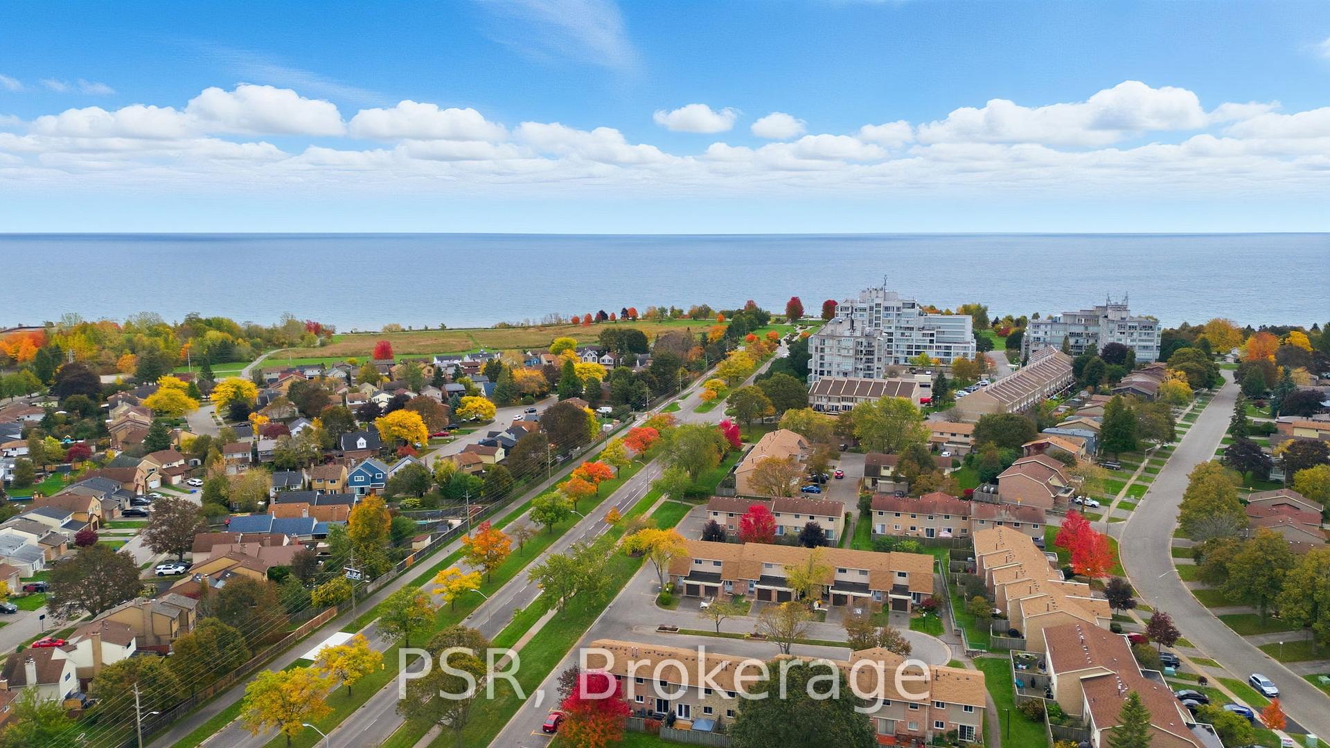 Photo 21 of Unit 22, 7 Chamberlain Court, Ajax, South West — HOMEH
