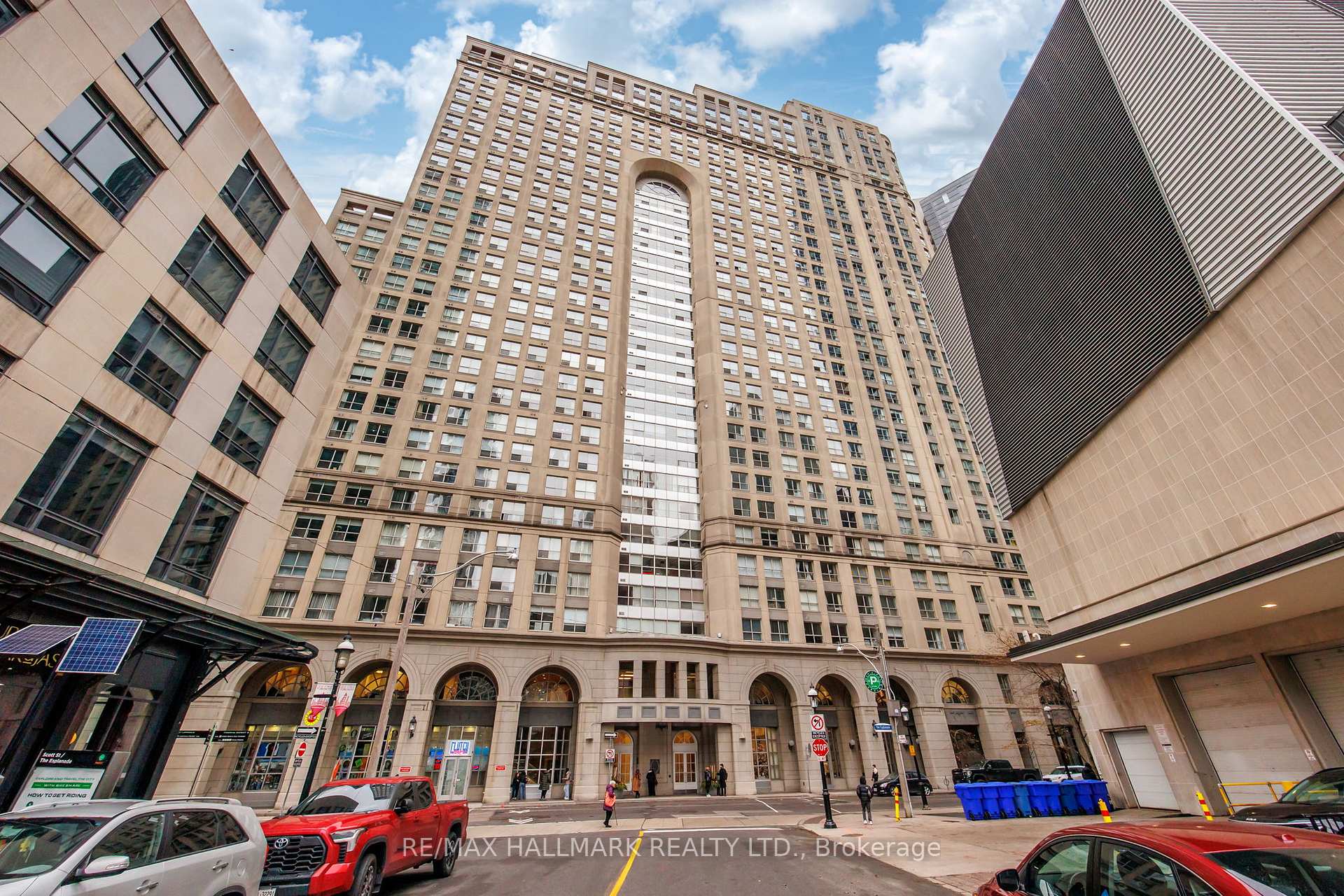 Photo 1 of Unit 3205, 25 The Esplanade, Toronto, Waterfront Communities — HOMEH