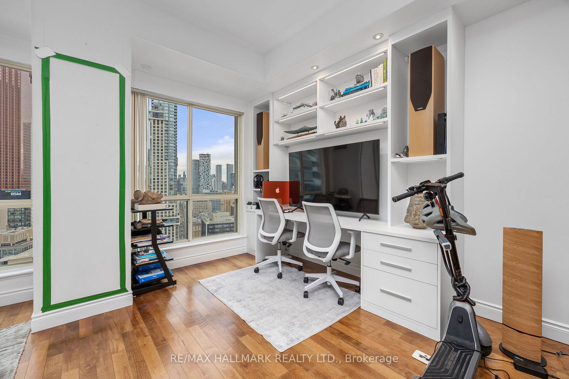 Photo 5 of Unit 3205, 25 The Esplanade, Toronto, Waterfront Communities — HOMEH