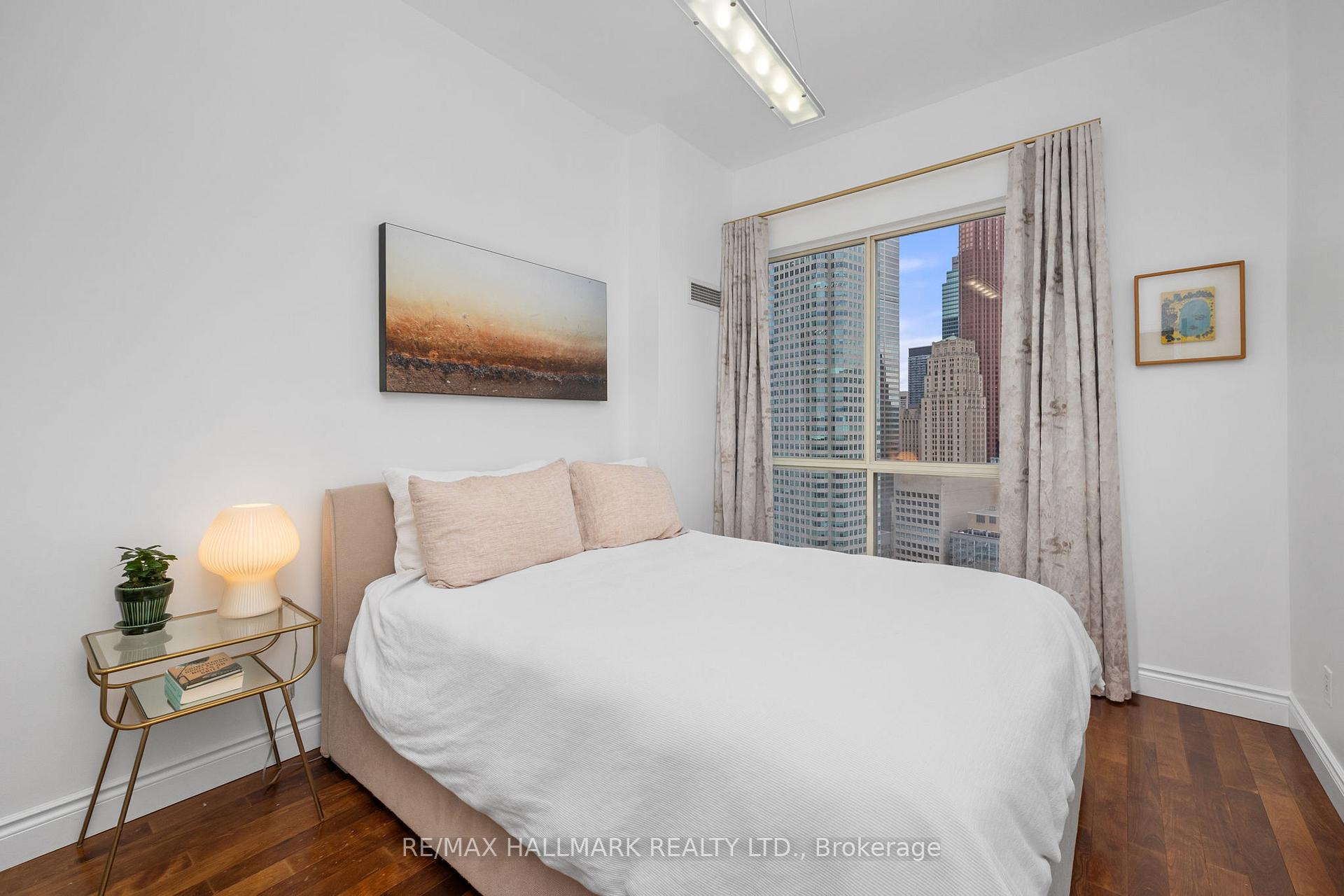 Photo 14 of Unit 3205, 25 The Esplanade, Toronto, Waterfront Communities — HOMEH