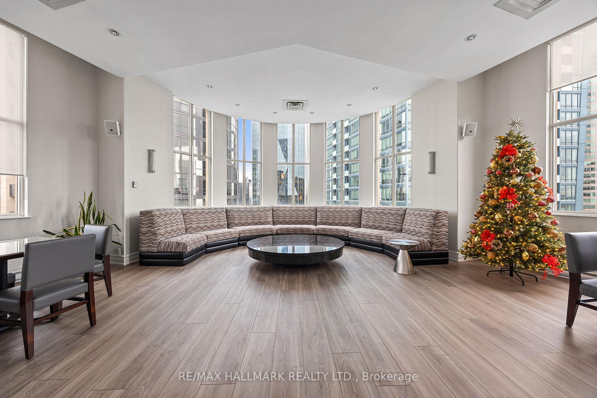 Photo 29 of Unit 3205, 25 The Esplanade, Toronto, Waterfront Communities — HOMEH