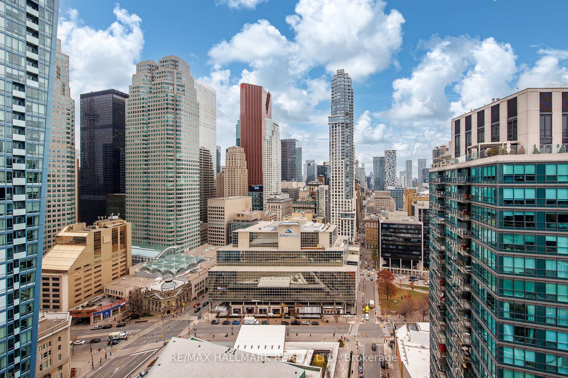 Photo 34 of Unit 3205, 25 The Esplanade, Toronto, Waterfront Communities — HOMEH
